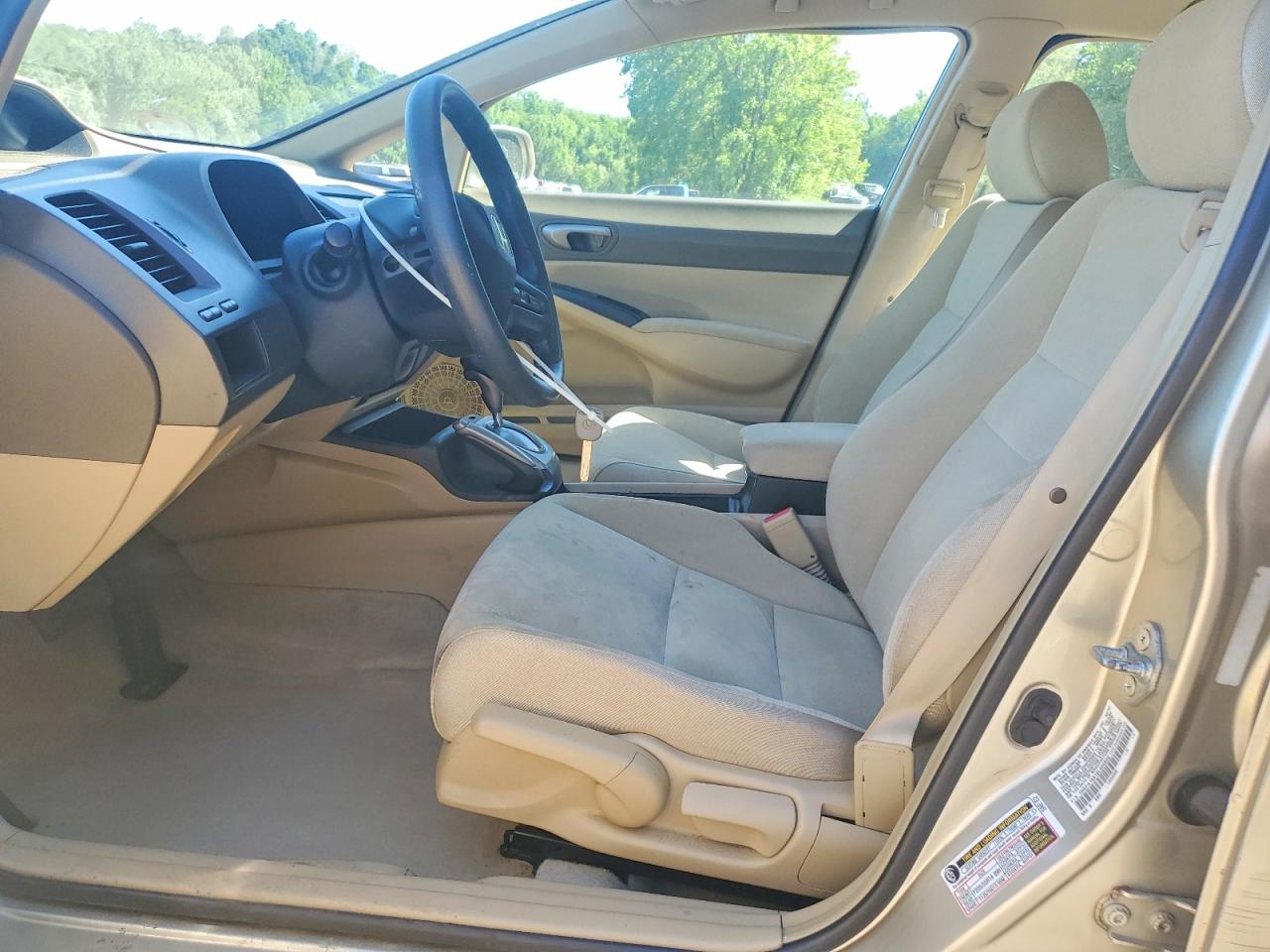 2008 Honda Civic Lx Gold vin: 1HGFA16518L005820