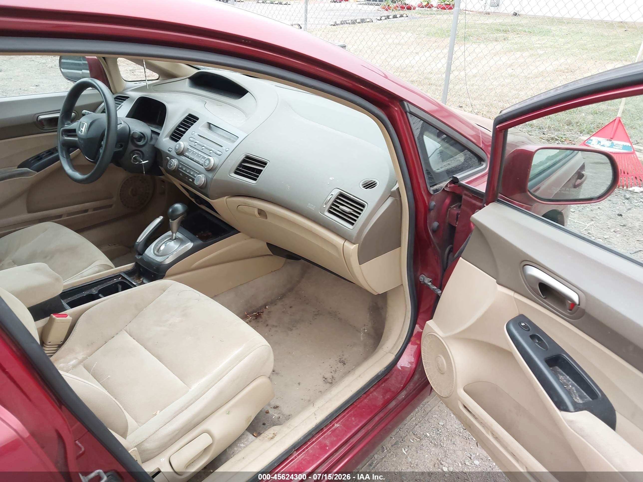 2008 Honda Civic Lx Red vin: 1HGFA16518L005994