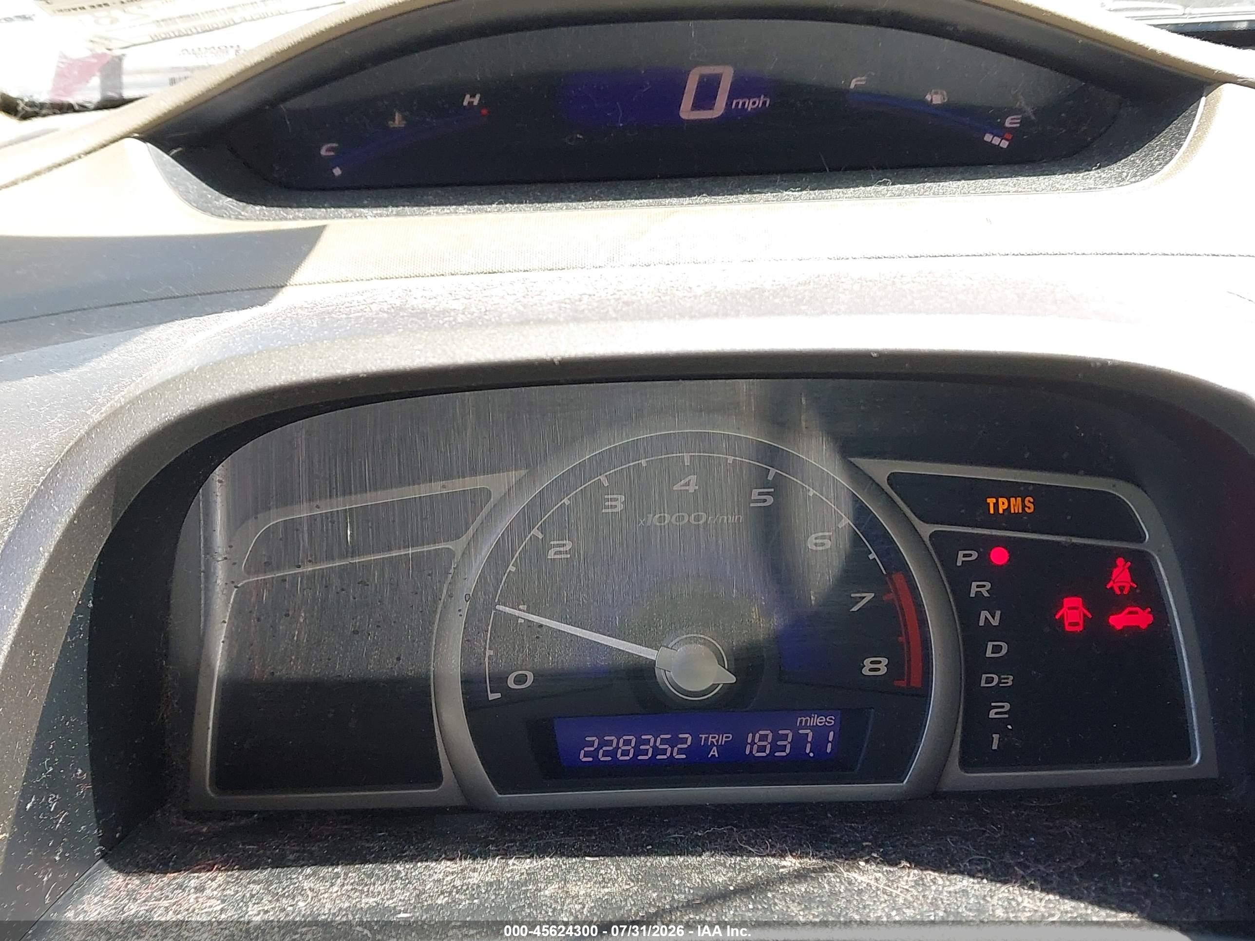 2008 Honda Civic Lx Red vin: 1HGFA16518L005994