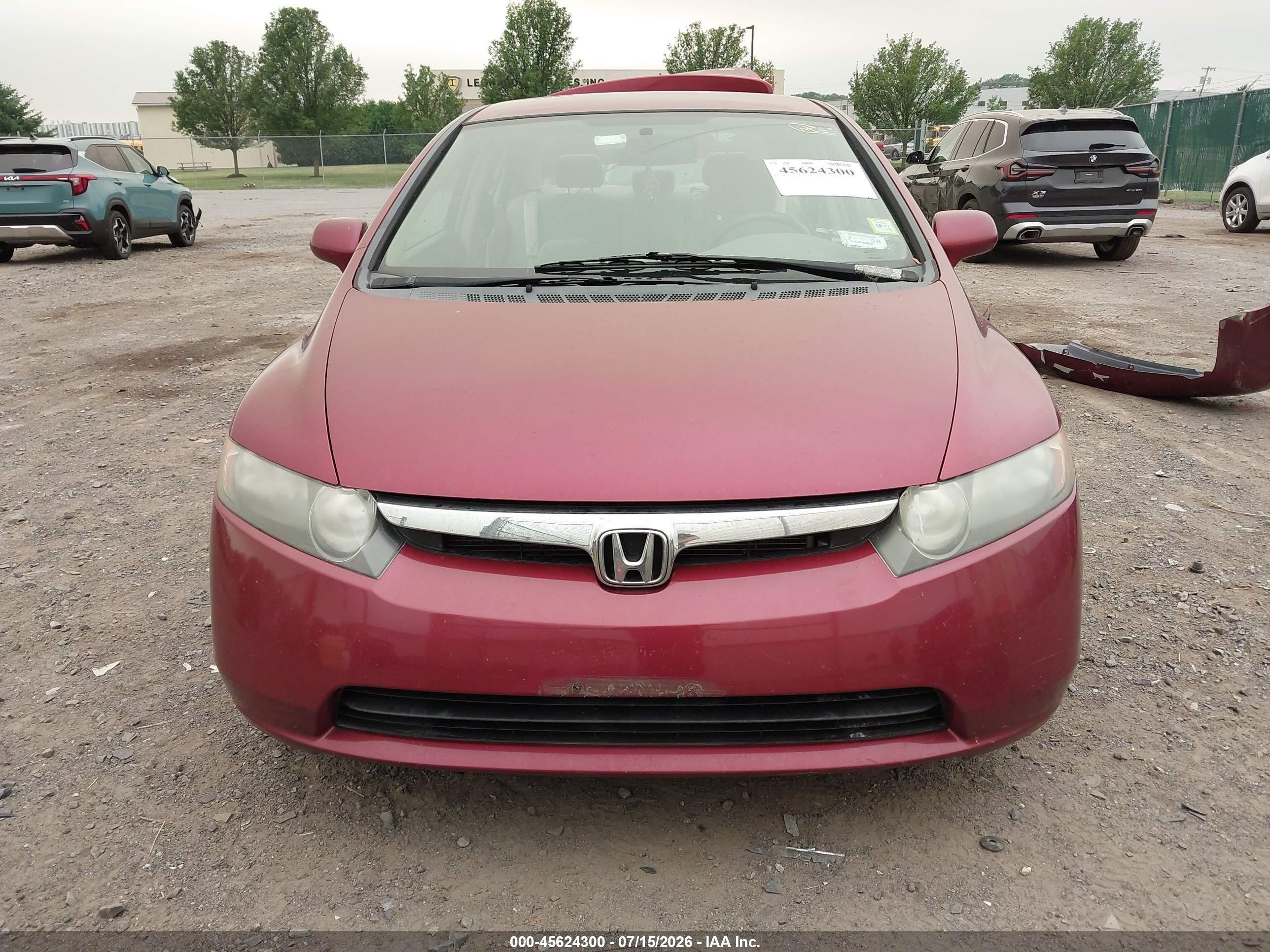 2008 Honda Civic Lx Red vin: 1HGFA16518L005994