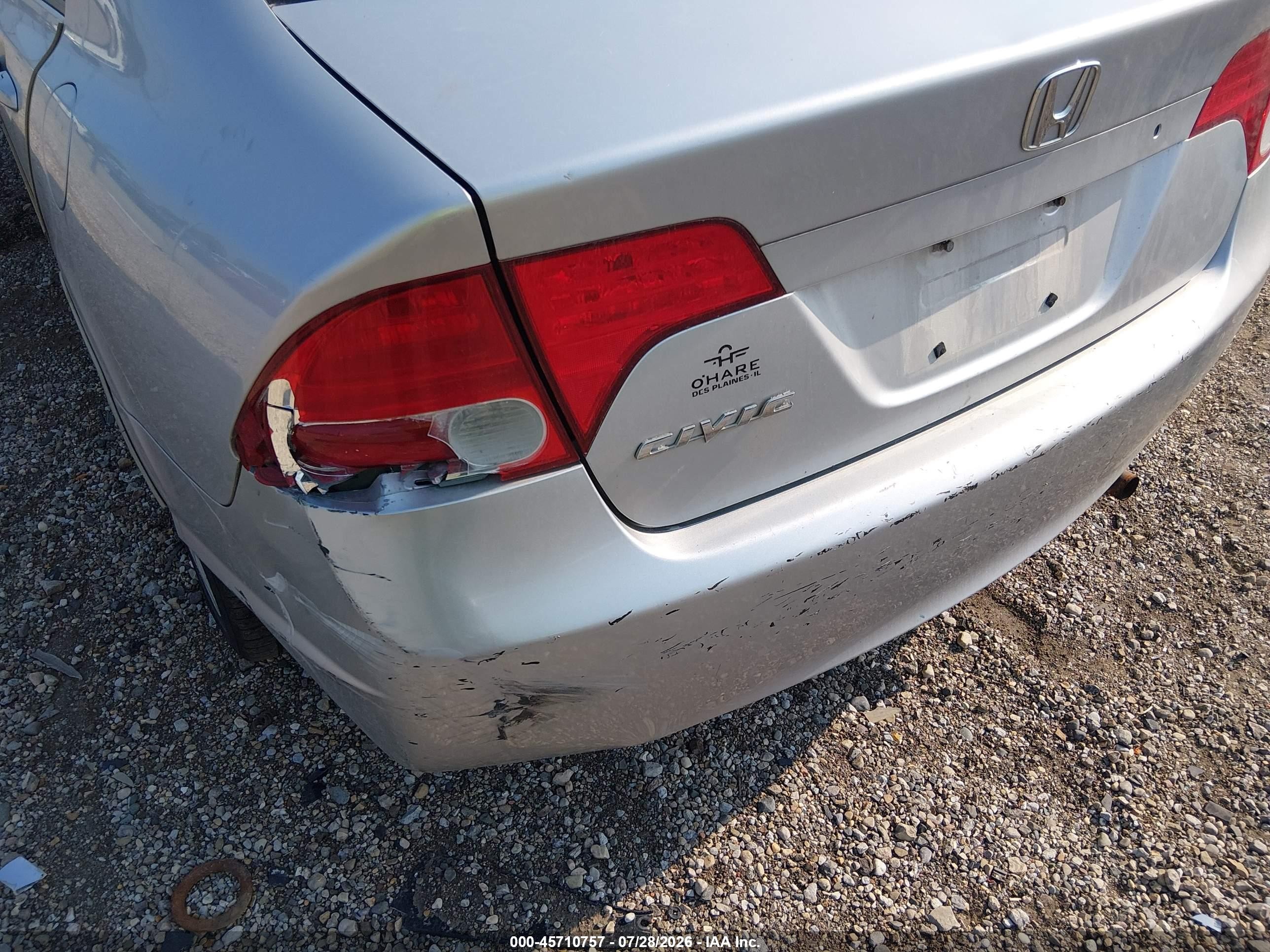 2008 Honda Civic Lx Silver vin: 1HGFA16518L071056