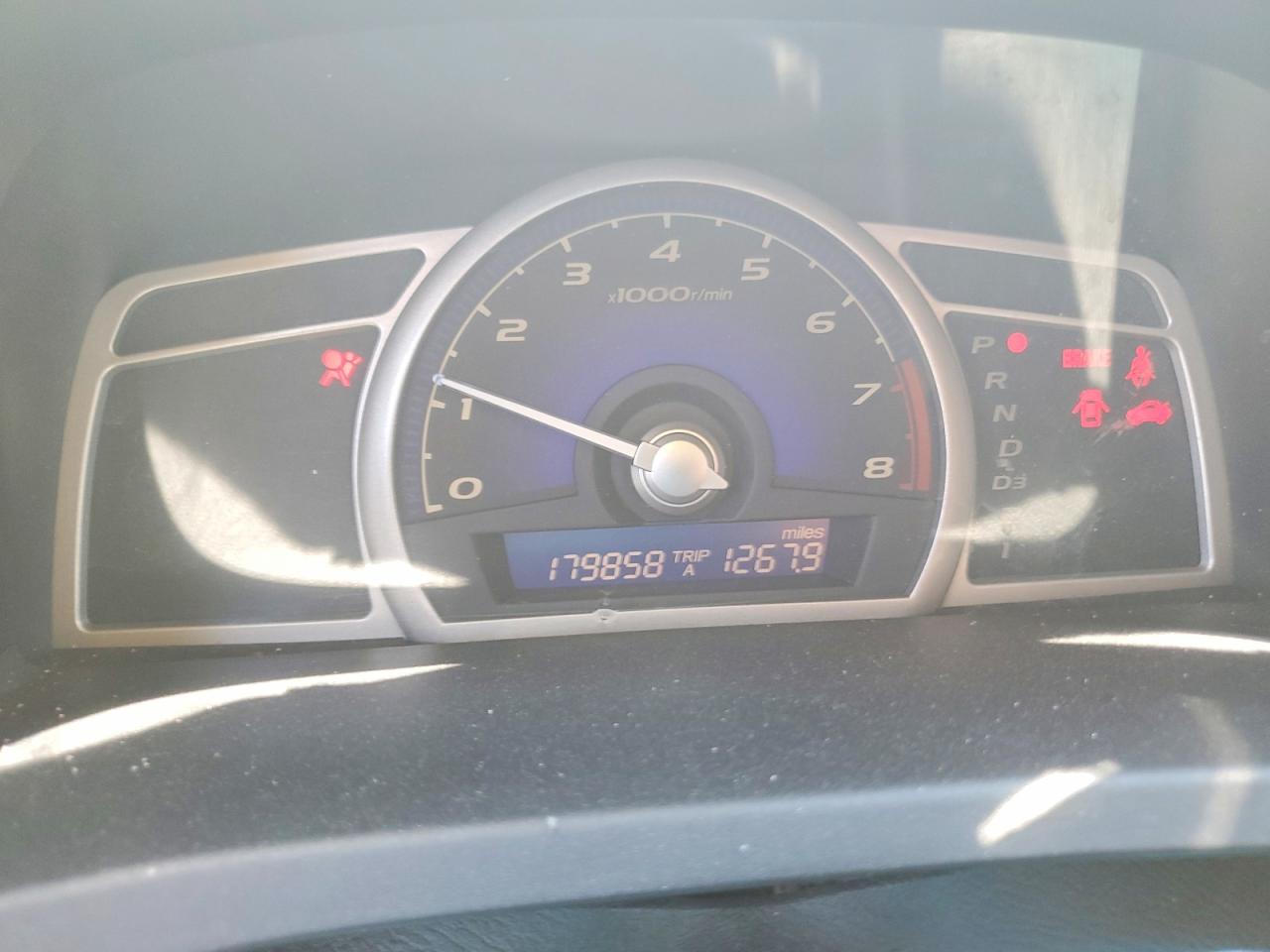 2008 Honda Civic Lx White vin: 1HGFA16518L096751