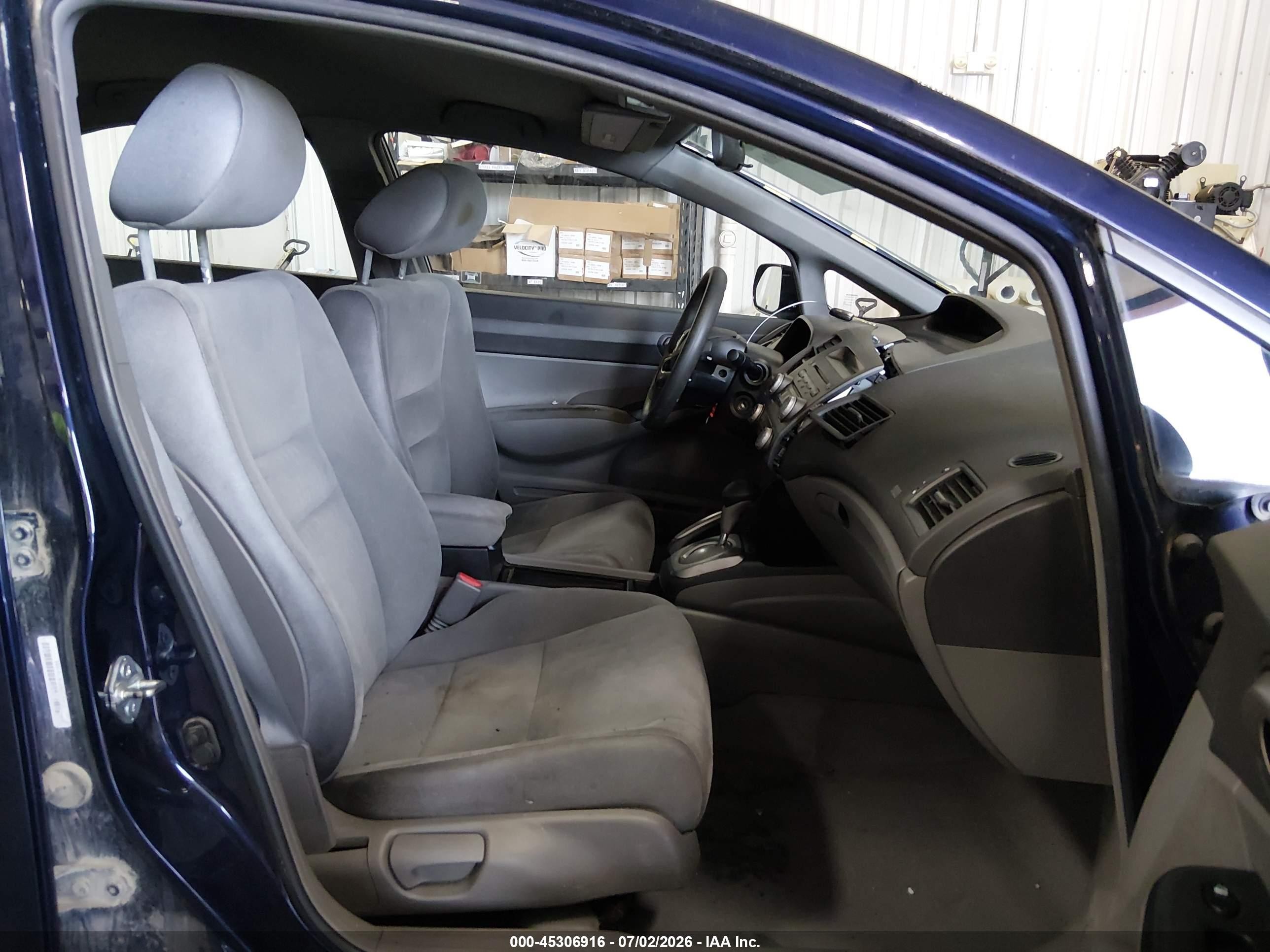 2008 Honda Civic Lx Dark Blue vin: 1HGFA16518L101088