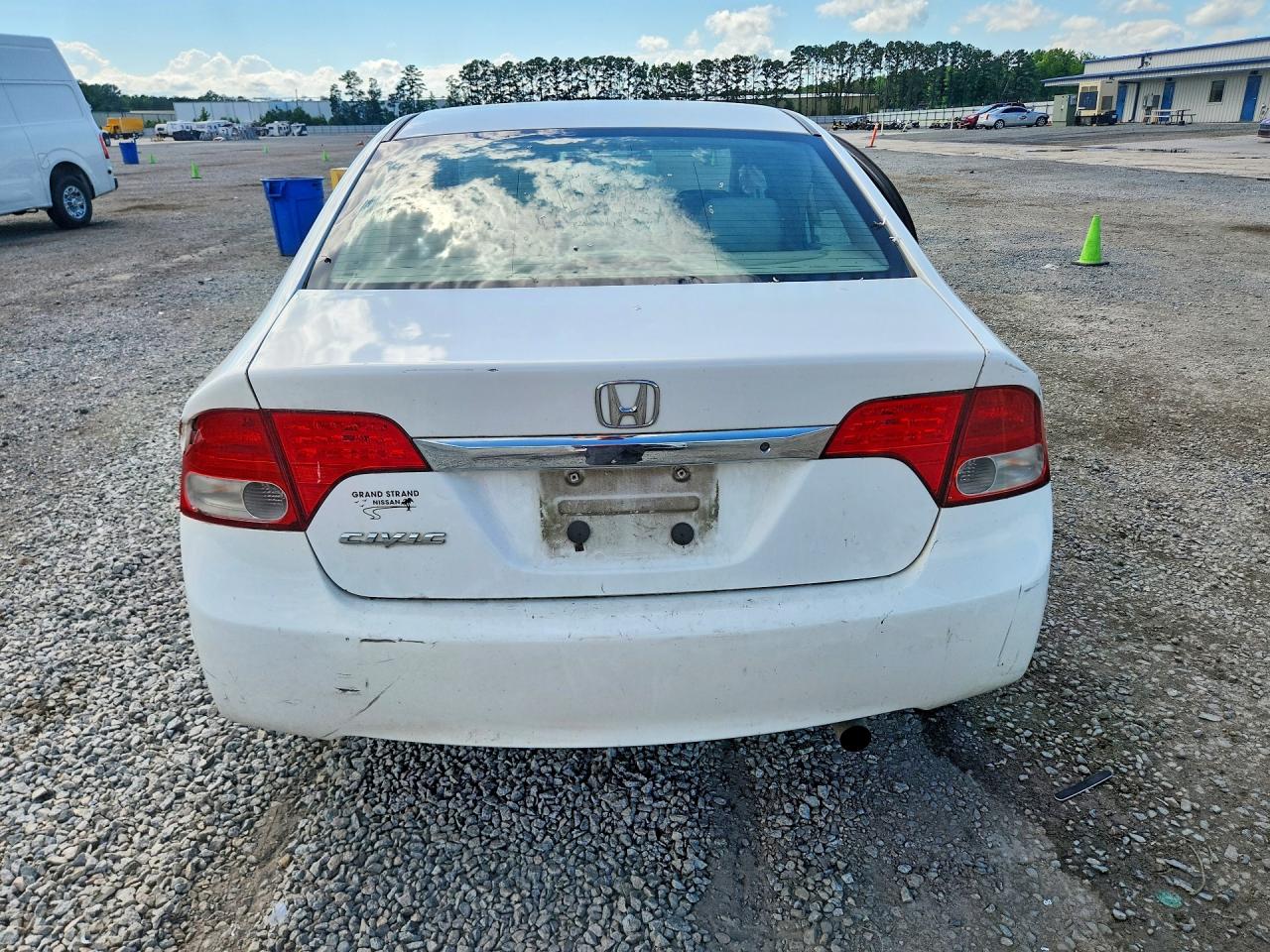 2009 Honda Civic Lx White vin: 1HGFA16519L018164