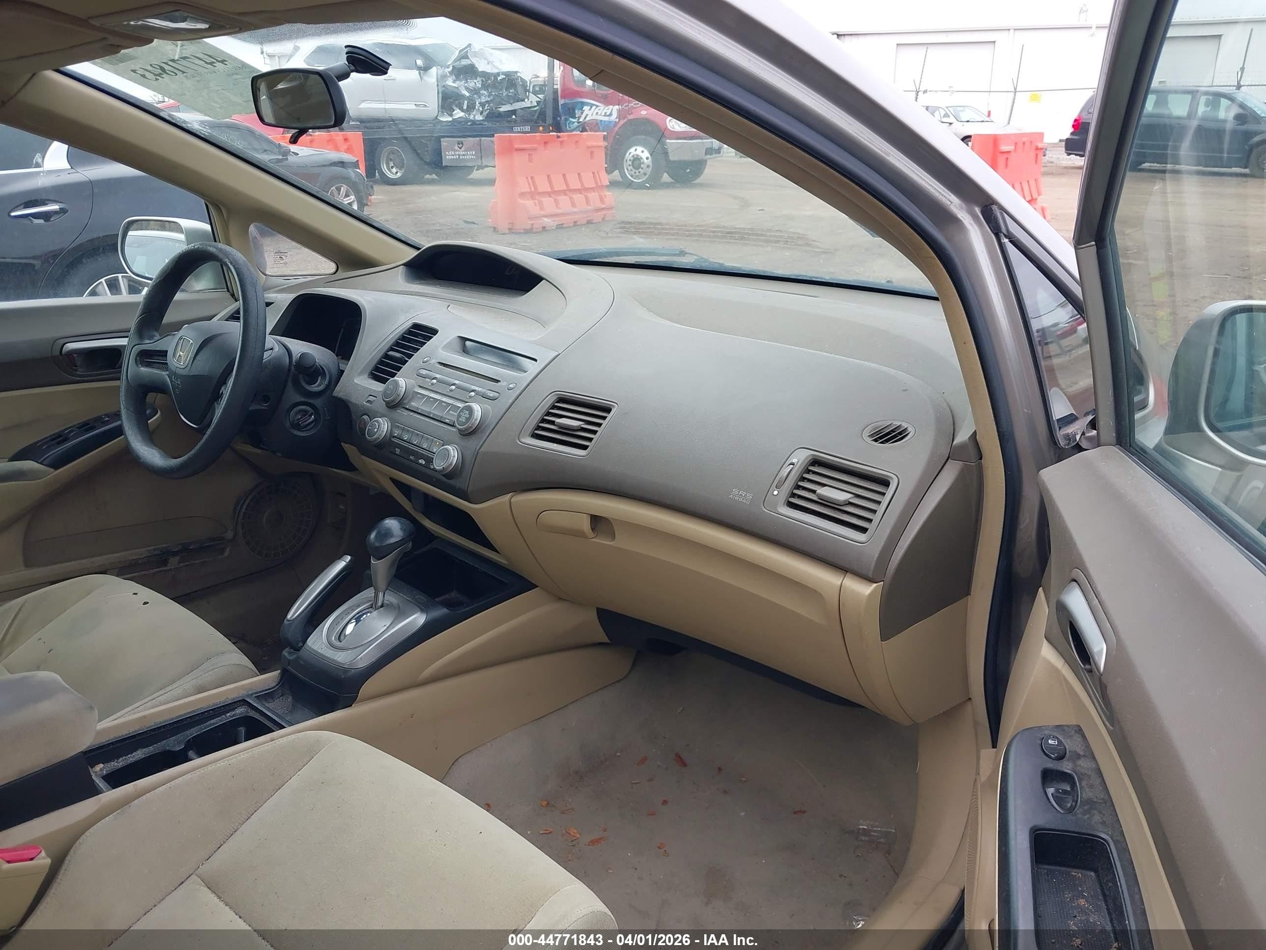 2006 Honda Civic Lx Cream vin: 1HGFA16526L026916