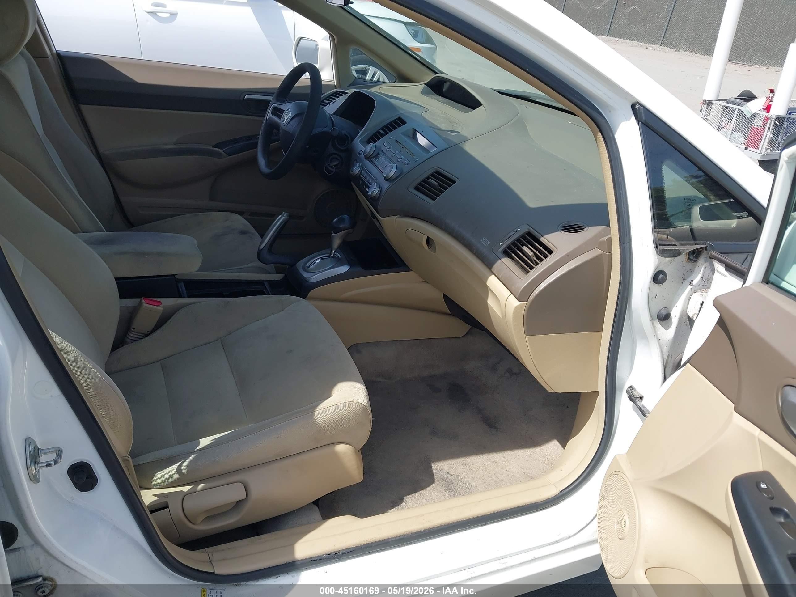 2006 Honda Civic Lx White vin: 1HGFA16526L085108
