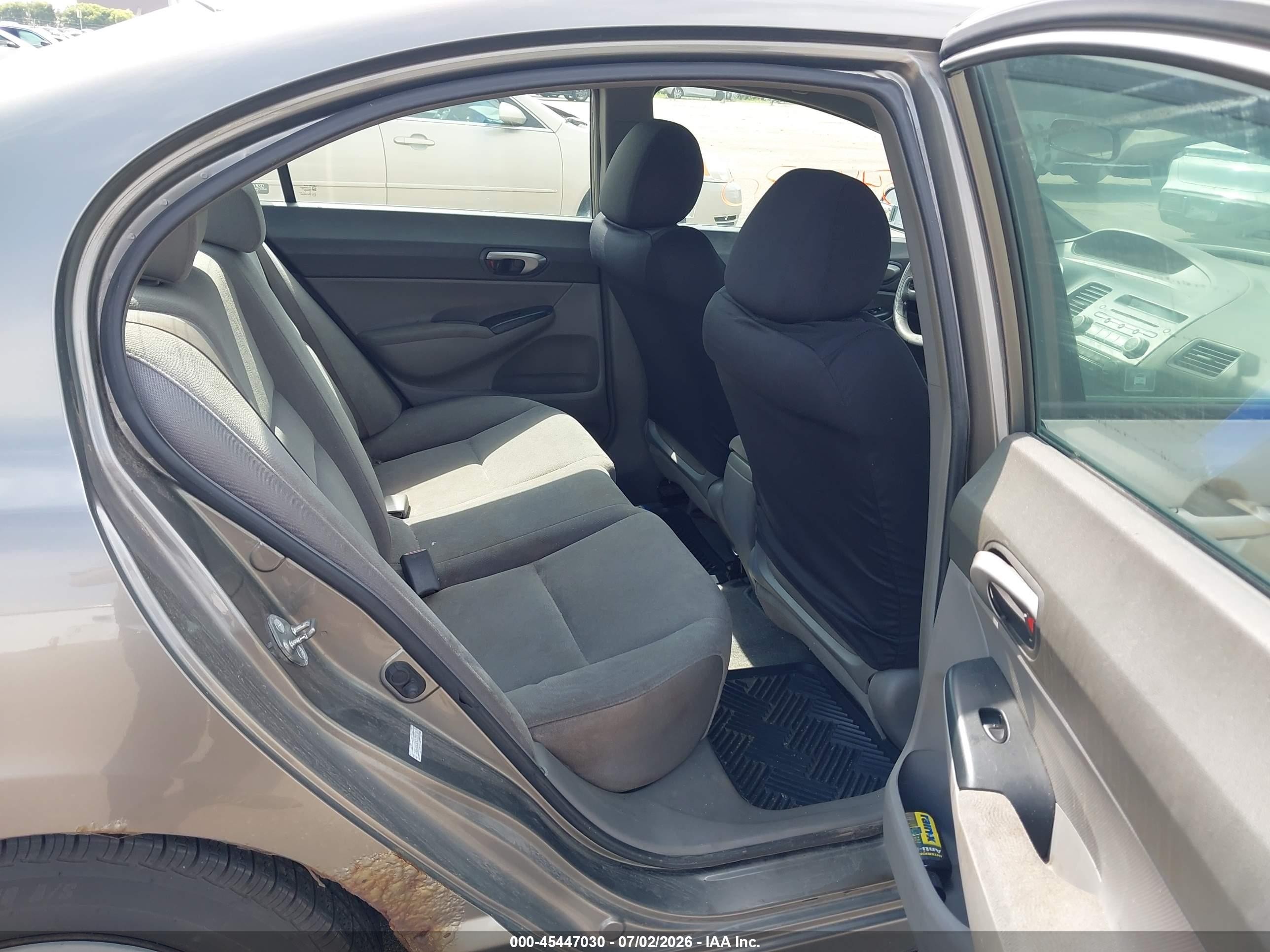 2006 Honda Civic Lx Серебряный vin: 1HGFA16526L129138