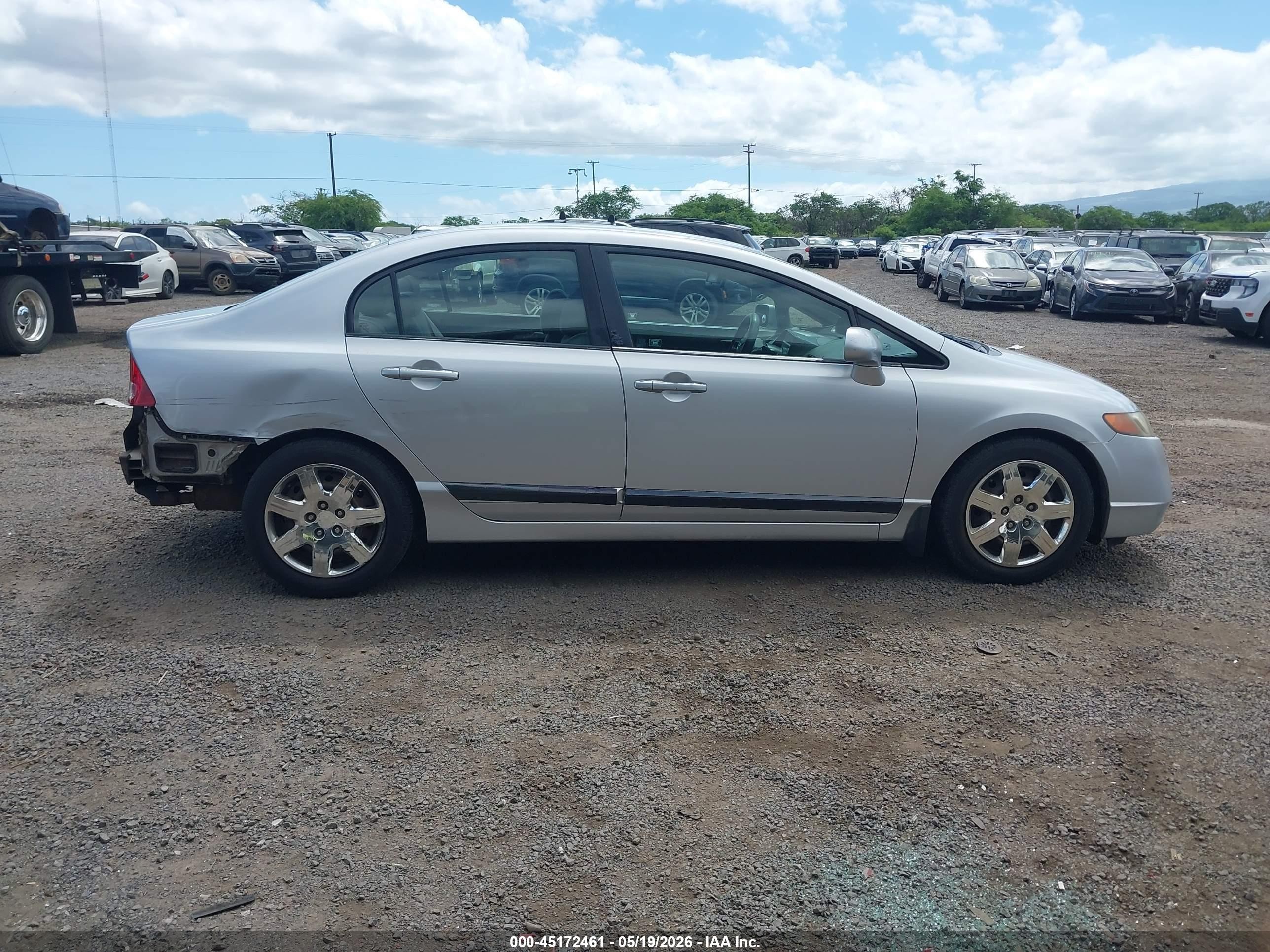 2007 Honda Civic Lx Silver vin: 1HGFA16527L000415