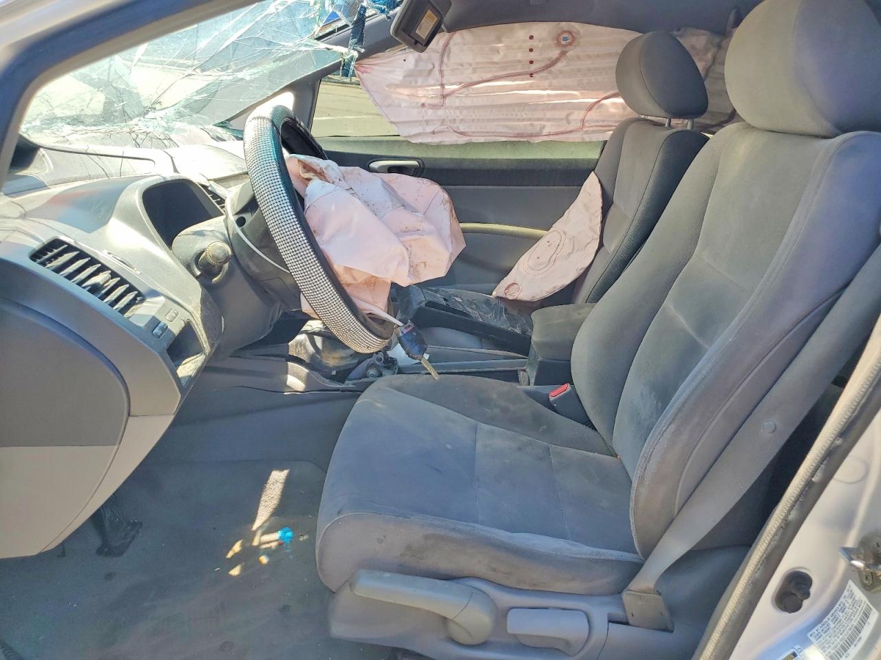 2007 Honda Civic Lx Серебряный vin: 1HGFA16527L079035