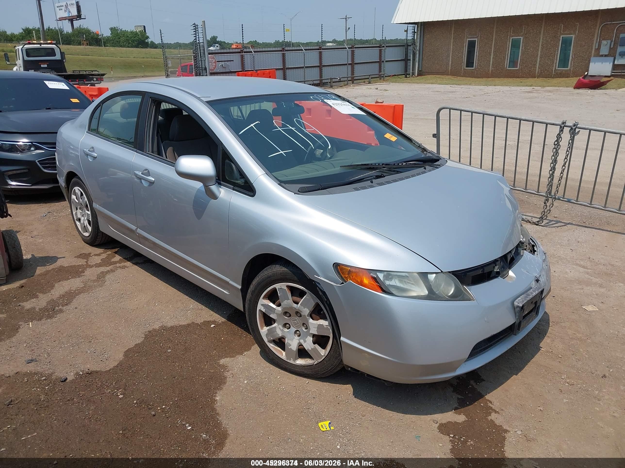 2008 Honda Civic Lx Silver vin: 1HGFA16528L000979