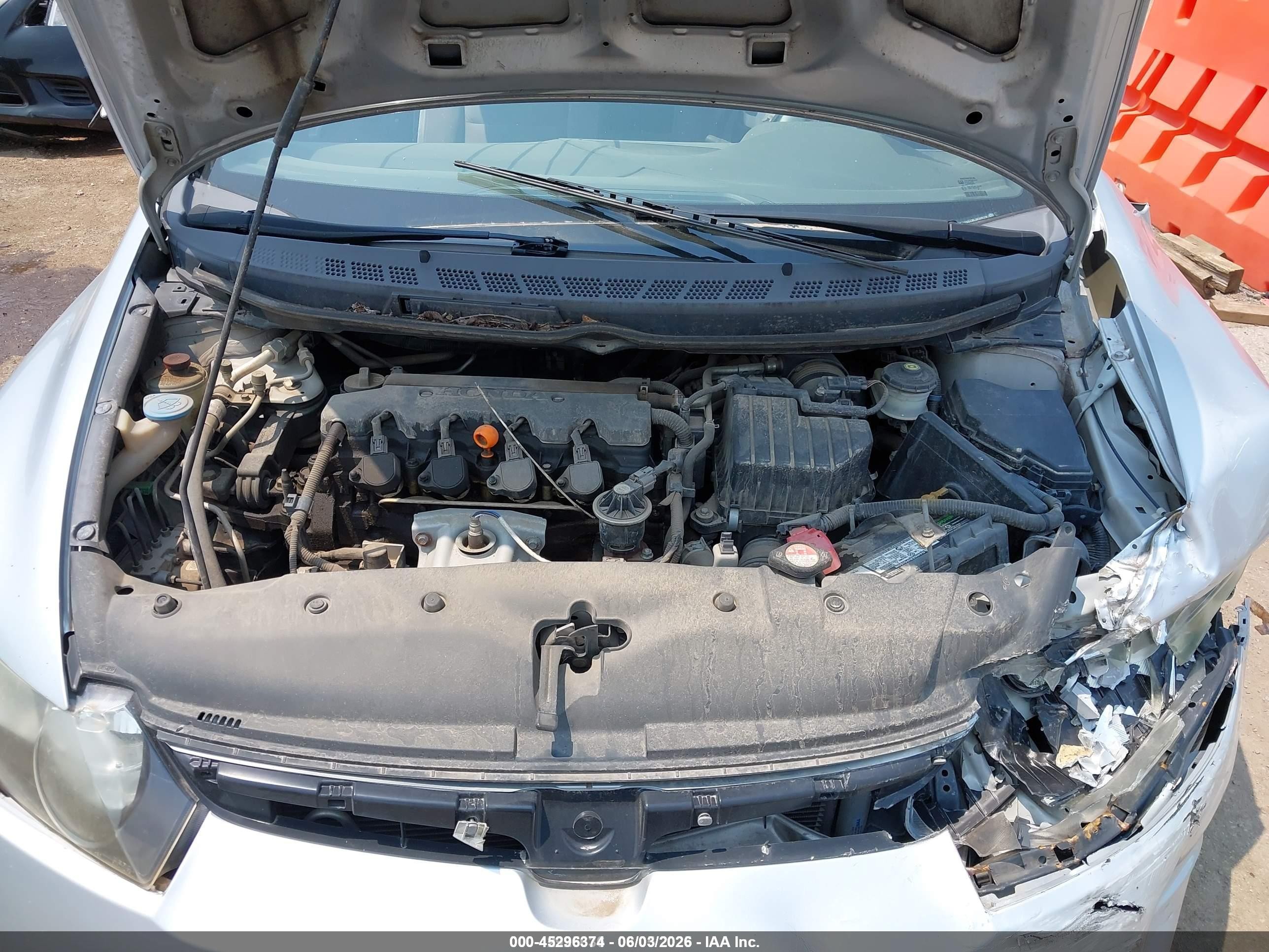 2008 Honda Civic Lx Silver vin: 1HGFA16528L000979
