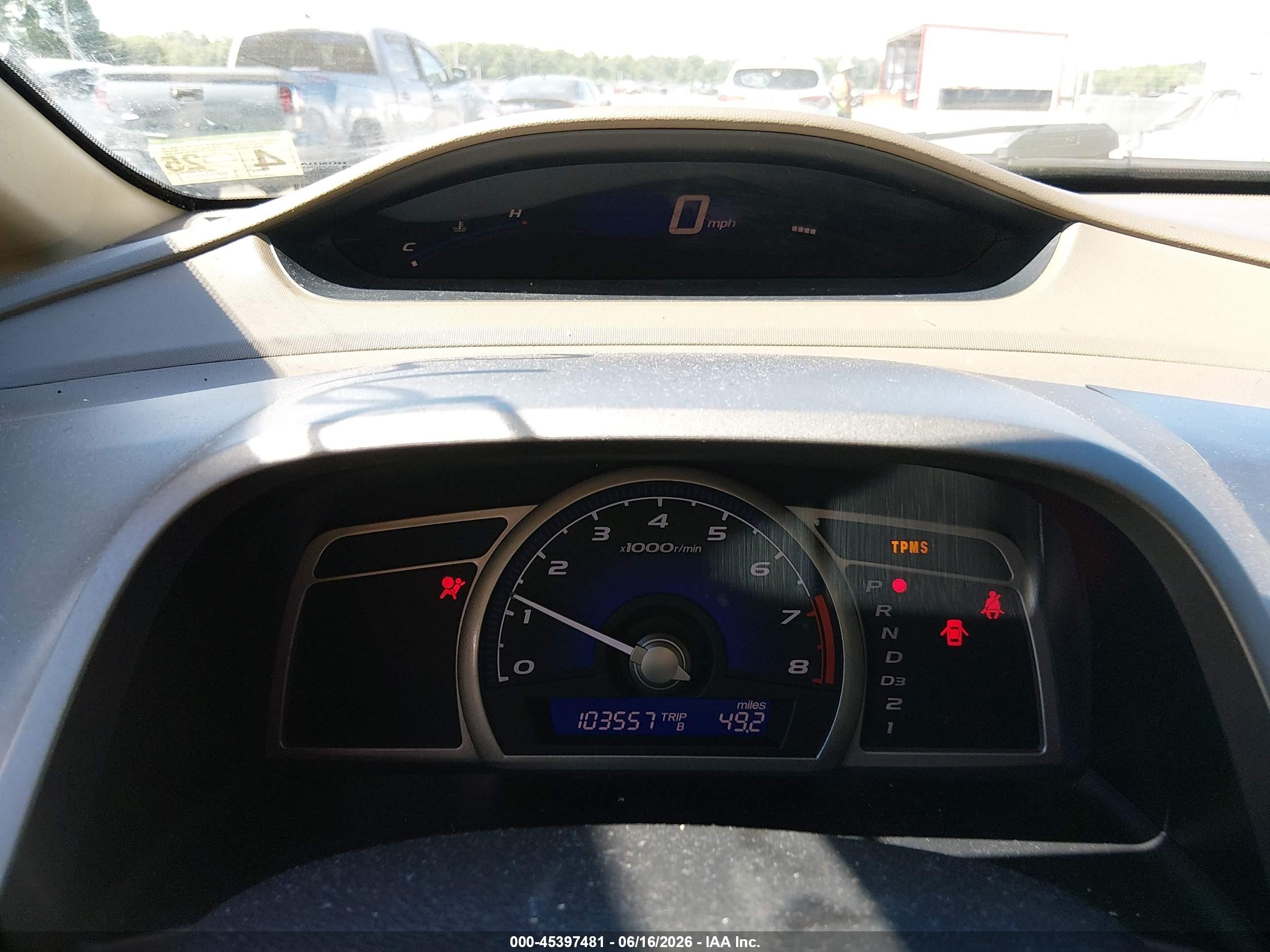2008 Honda Civic Lx Red vin: 1HGFA16528L028068