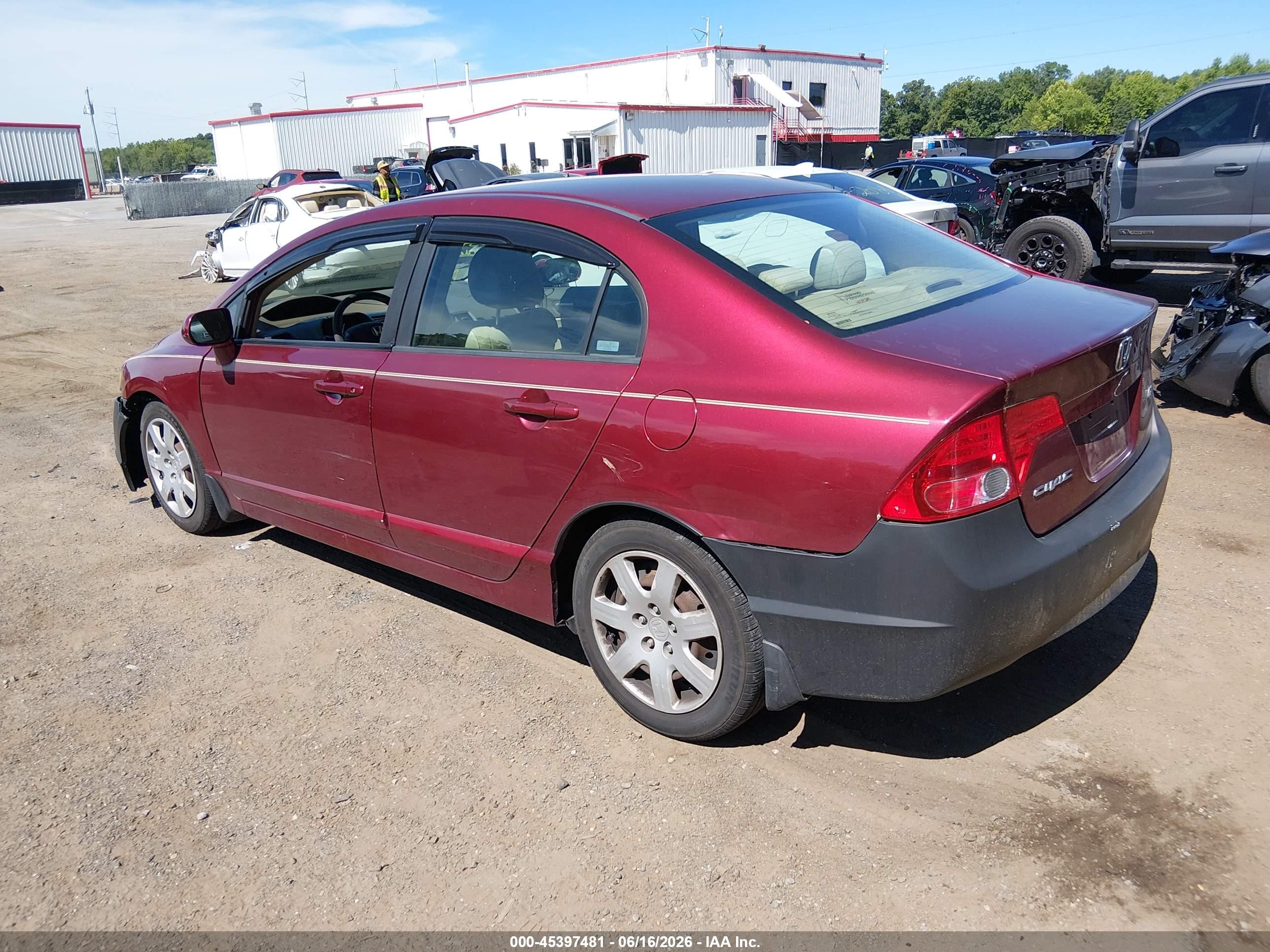2008 Honda Civic Lx Red vin: 1HGFA16528L028068