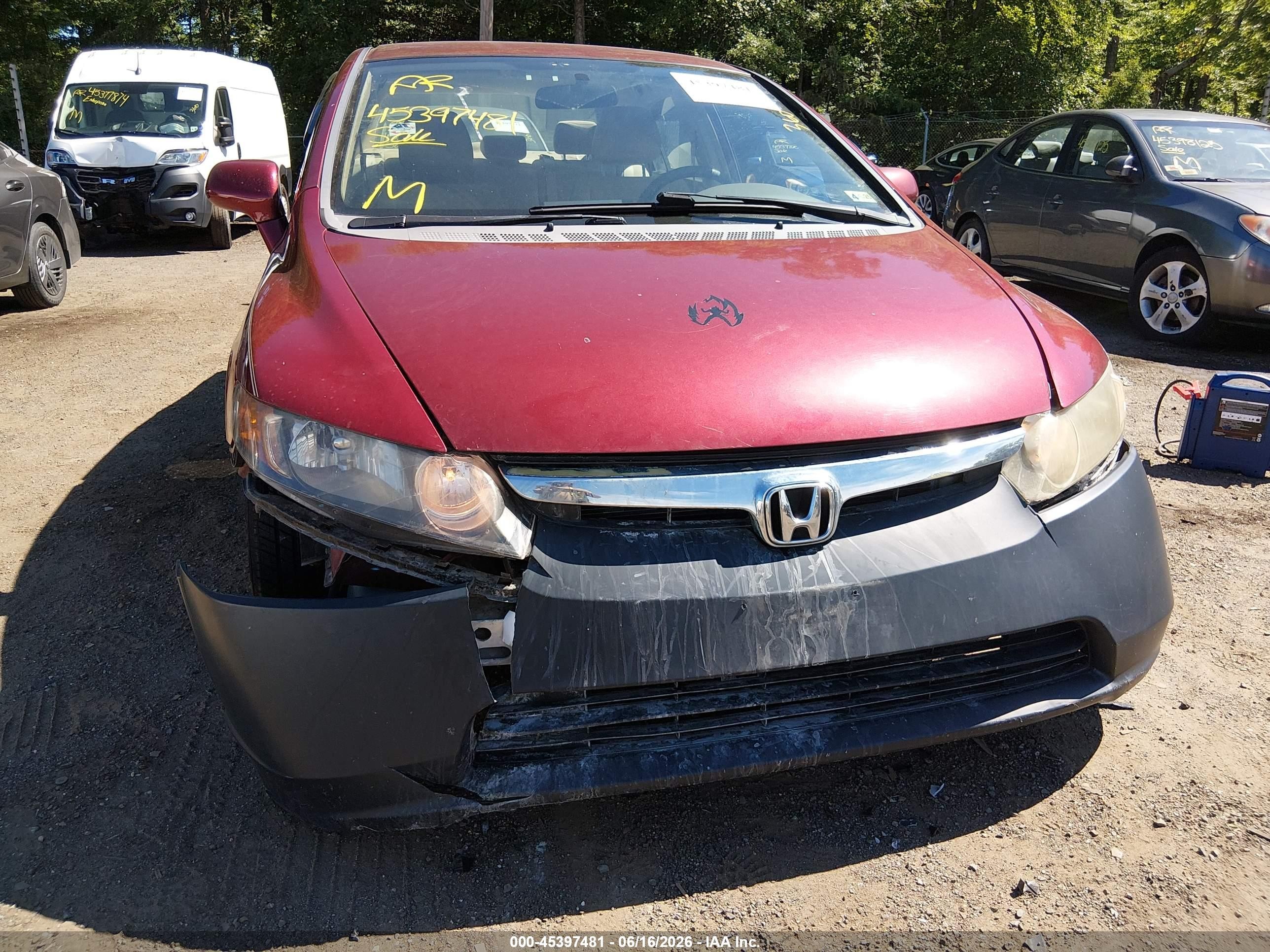 2008 Honda Civic Lx Red vin: 1HGFA16528L028068