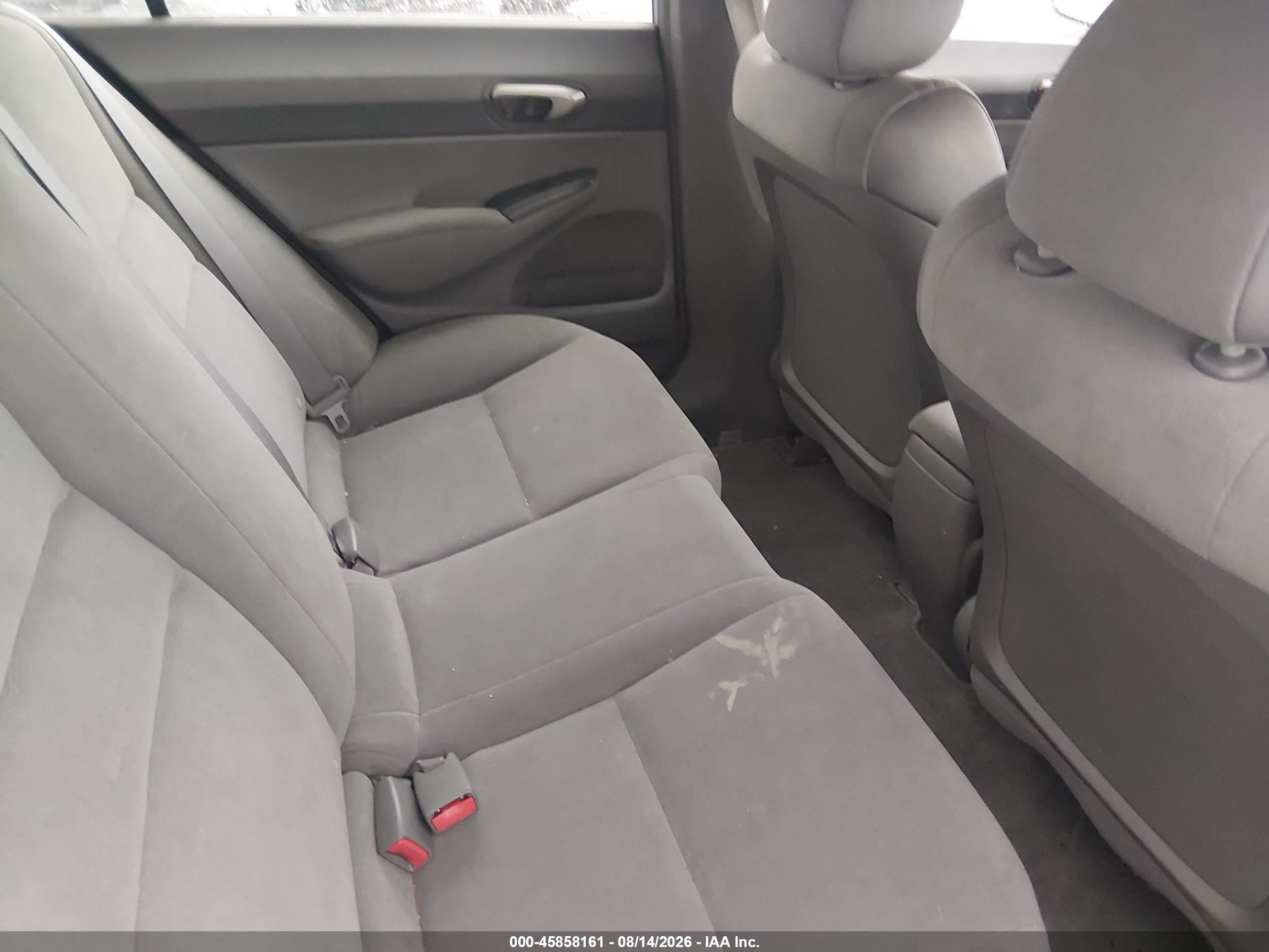 2008 Honda Civic Lx Silver vin: 1HGFA16528L062205