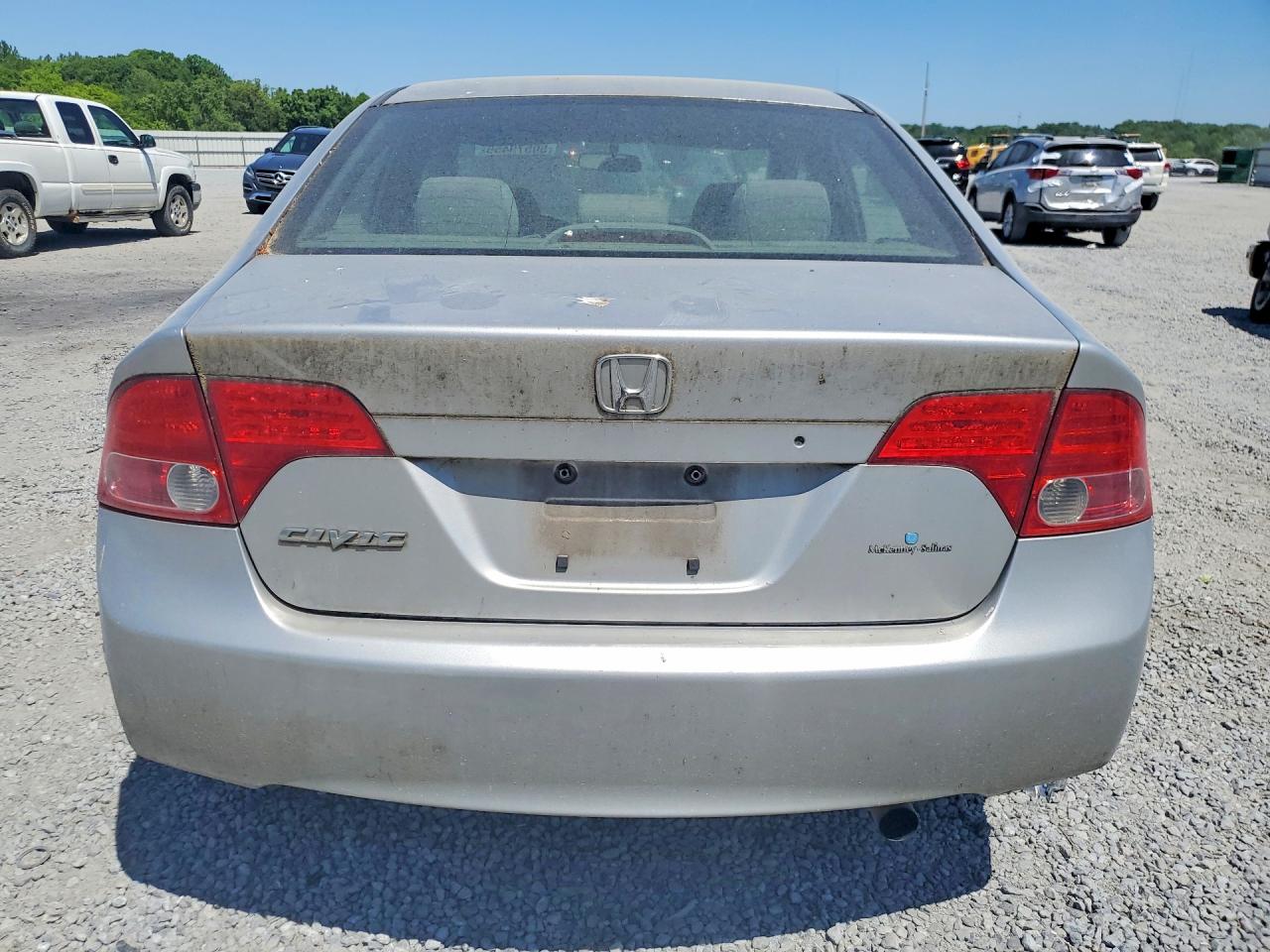 2008 Honda Civic Lx Silver vin: 1HGFA16528L063869