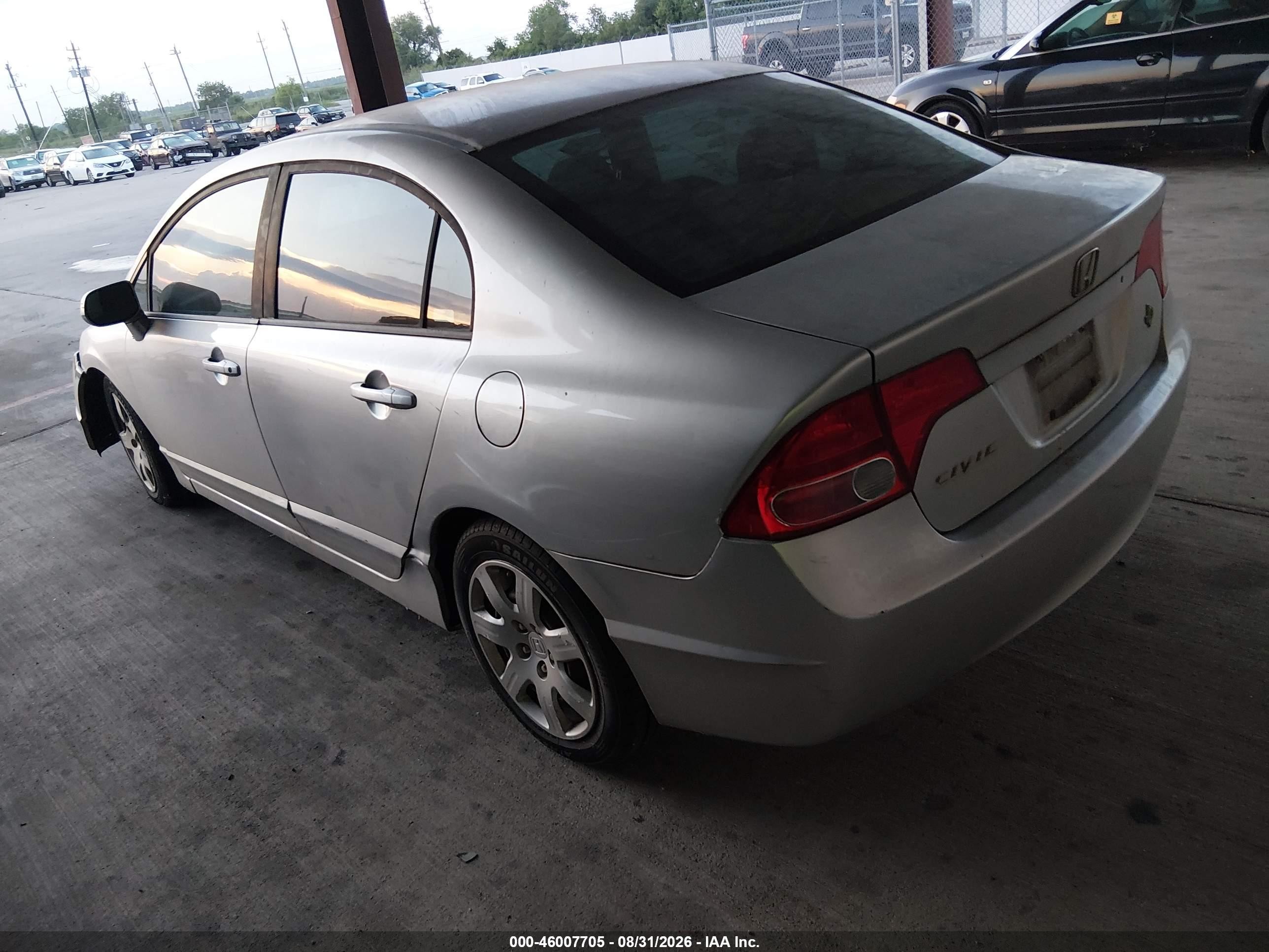 2008 Honda Civic Lx Silver vin: 1HGFA16528L066089