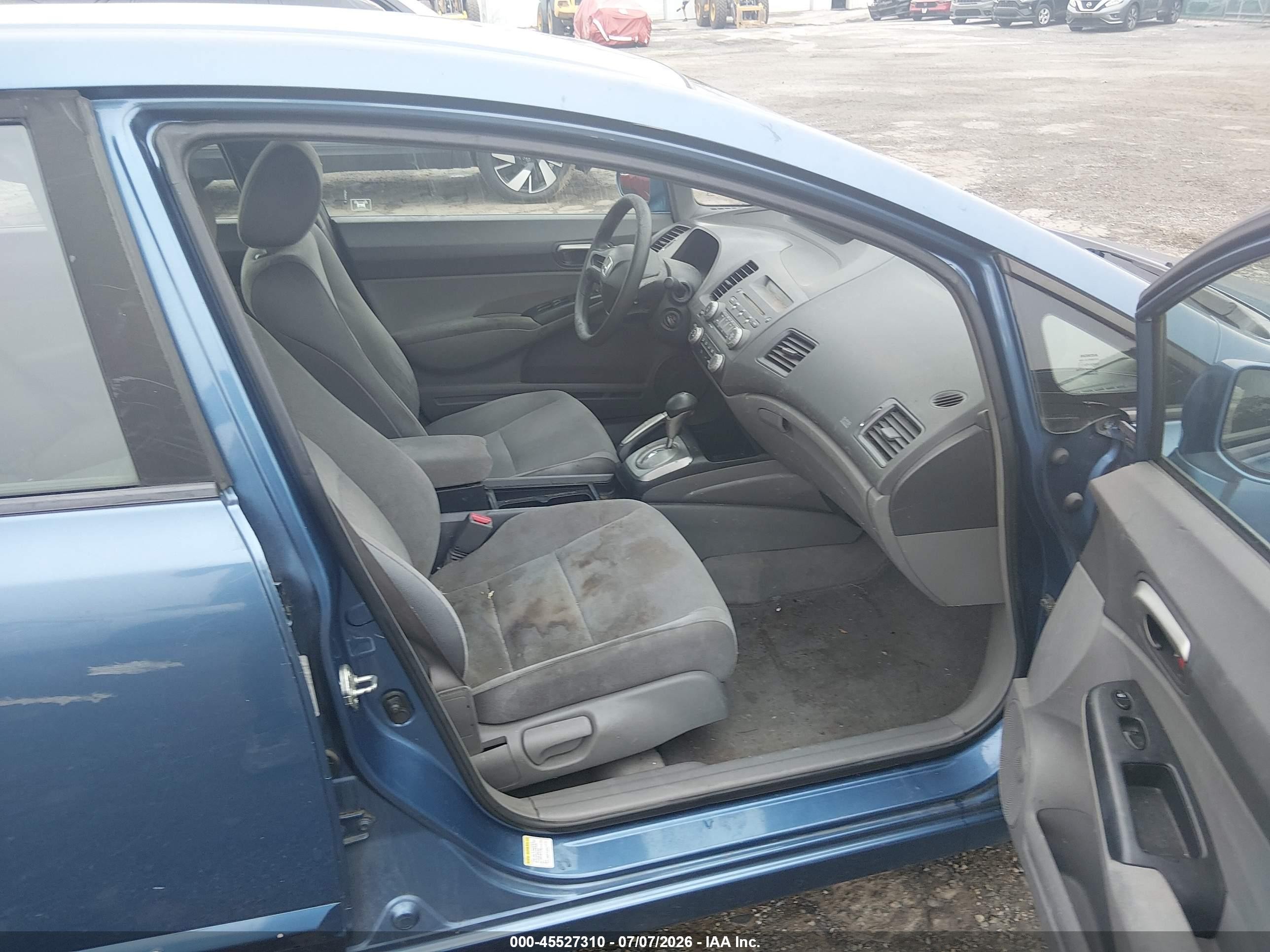 2008 Honda Civic Lx Blue vin: 1HGFA16528L069929