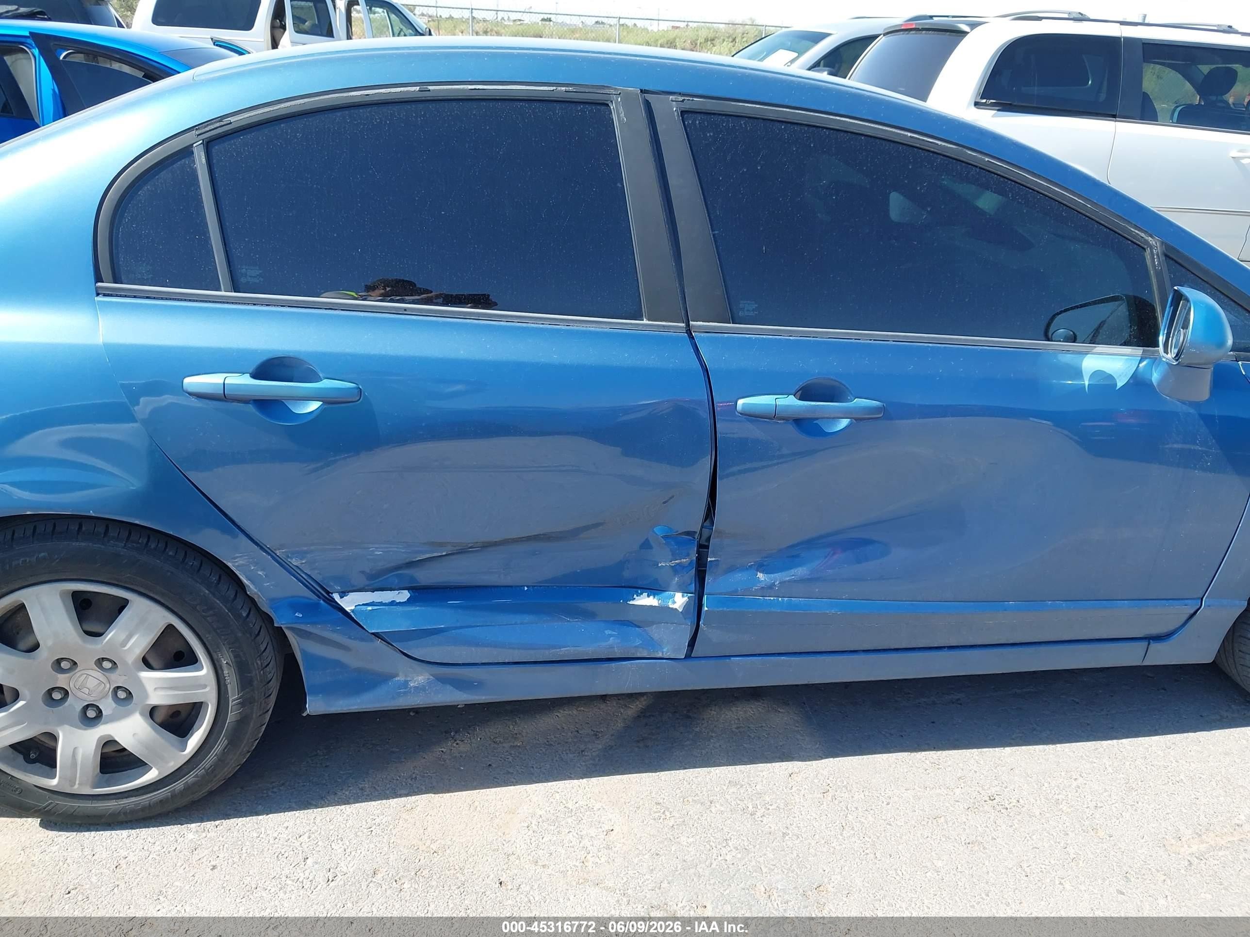 2008 Honda Civic Lx Blue vin: 1HGFA16528L073348