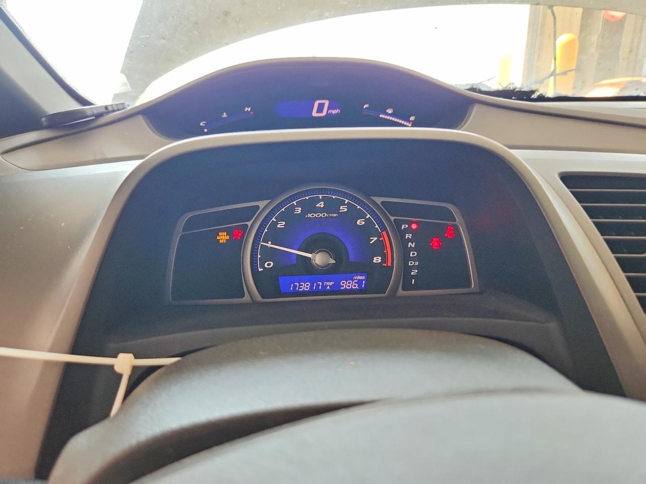 2008 Honda Civic Lx Silver vin: 1HGFA16528L086651