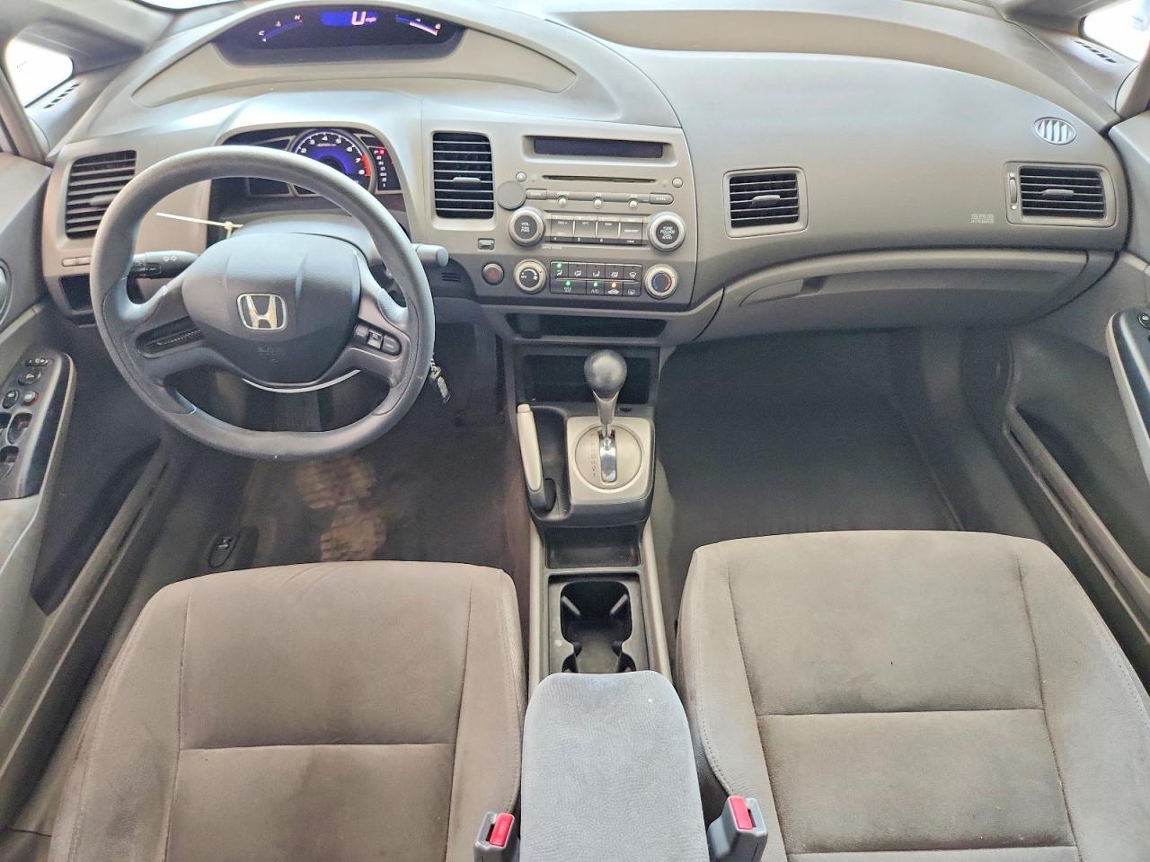 2008 Honda Civic Lx Silver vin: 1HGFA16528L086651