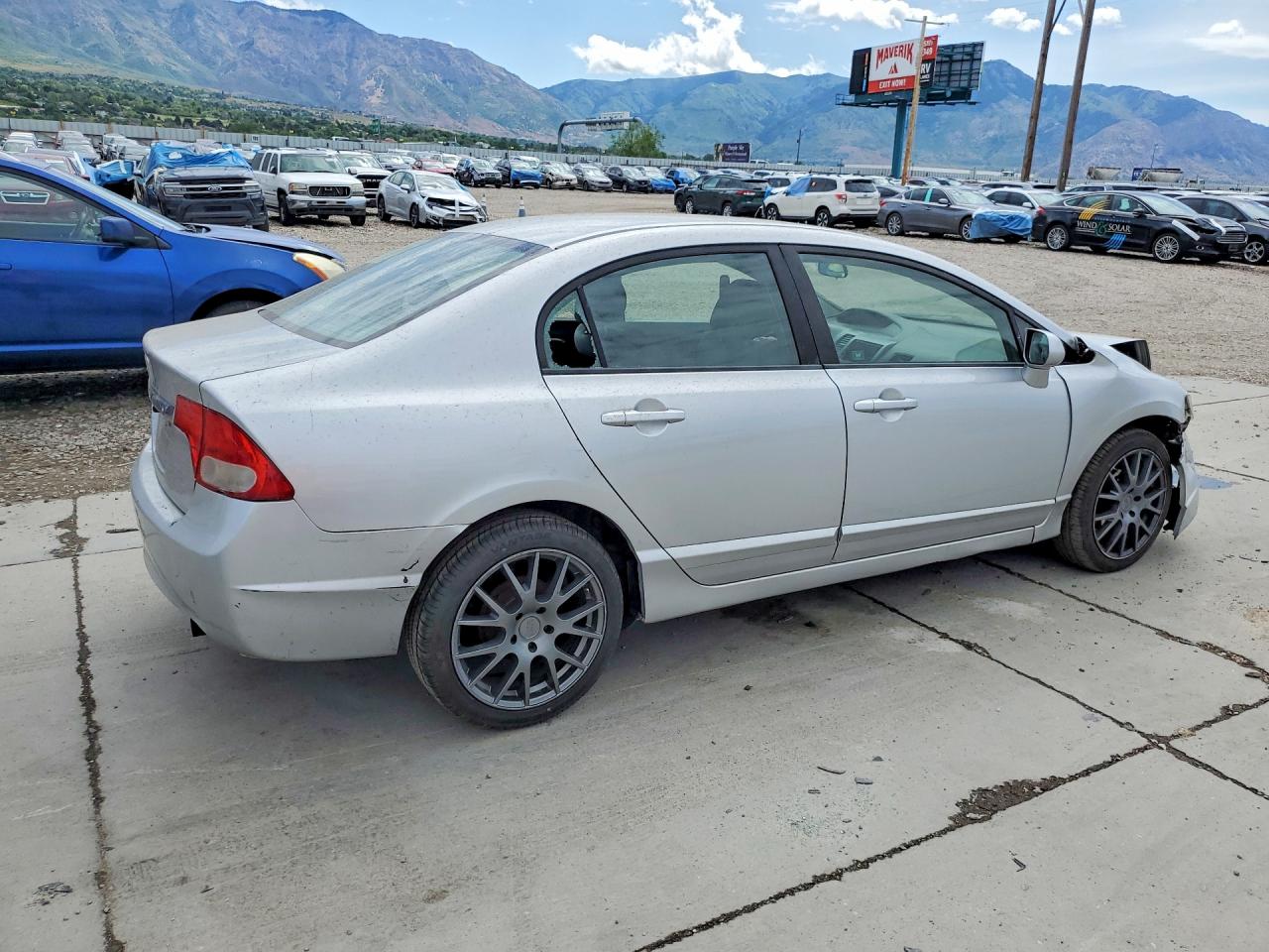 2009 Honda Civic Lx Silver vin: 1HGFA16529L007870