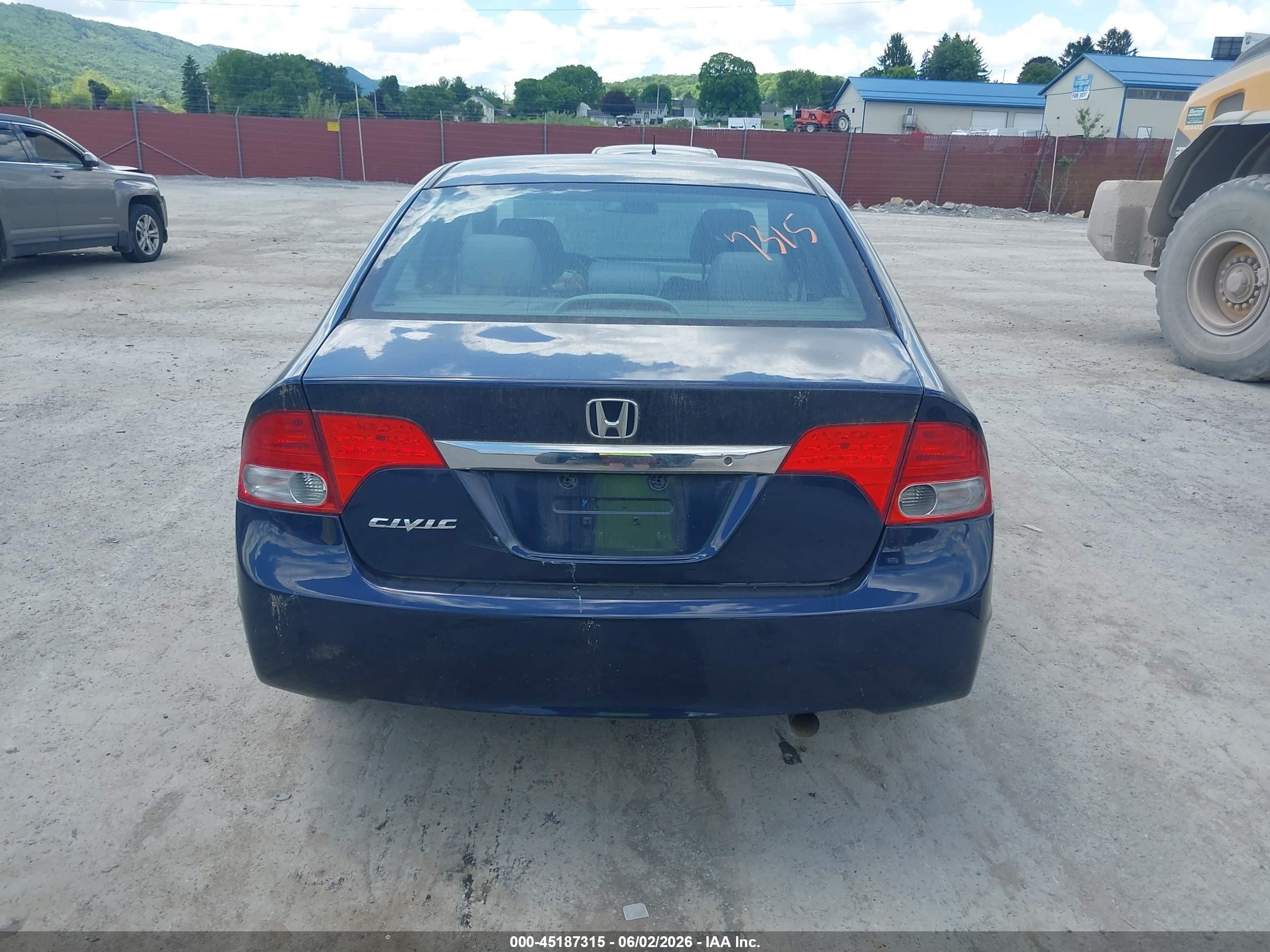 2009 Honda Civic Lx Blue vin: 1HGFA16529L011255