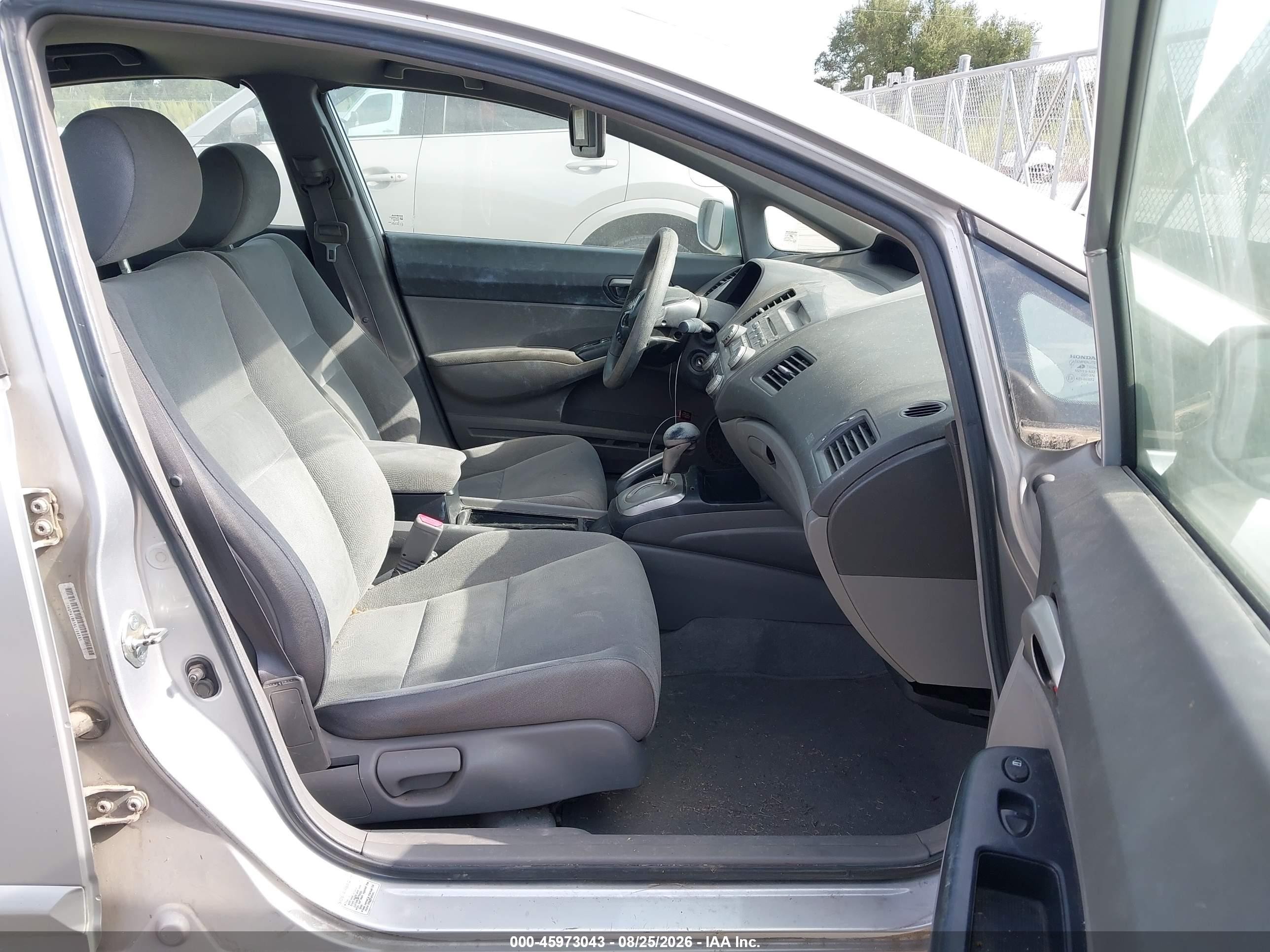 2006 Honda Civic Lx Silver vin: 1HGFA16536L106581