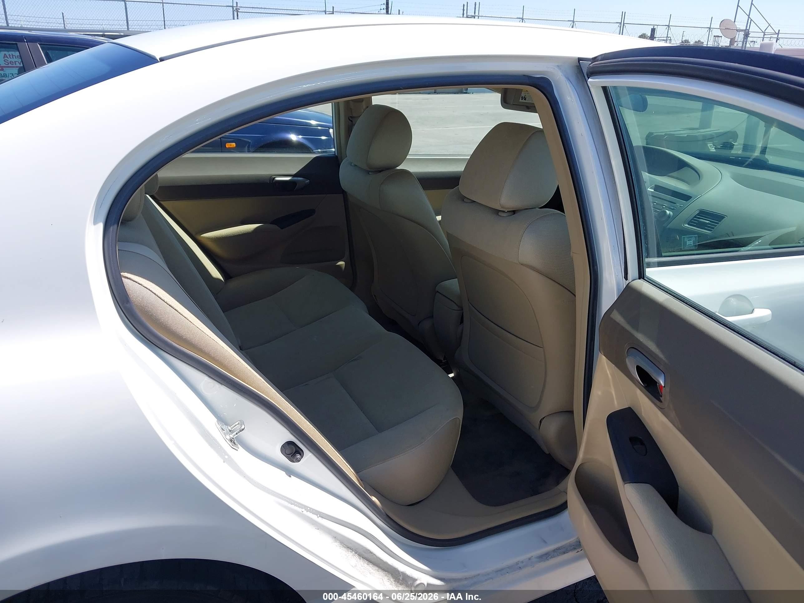 2007 Honda Civic Lx White vin: 1HGFA16537L023511
