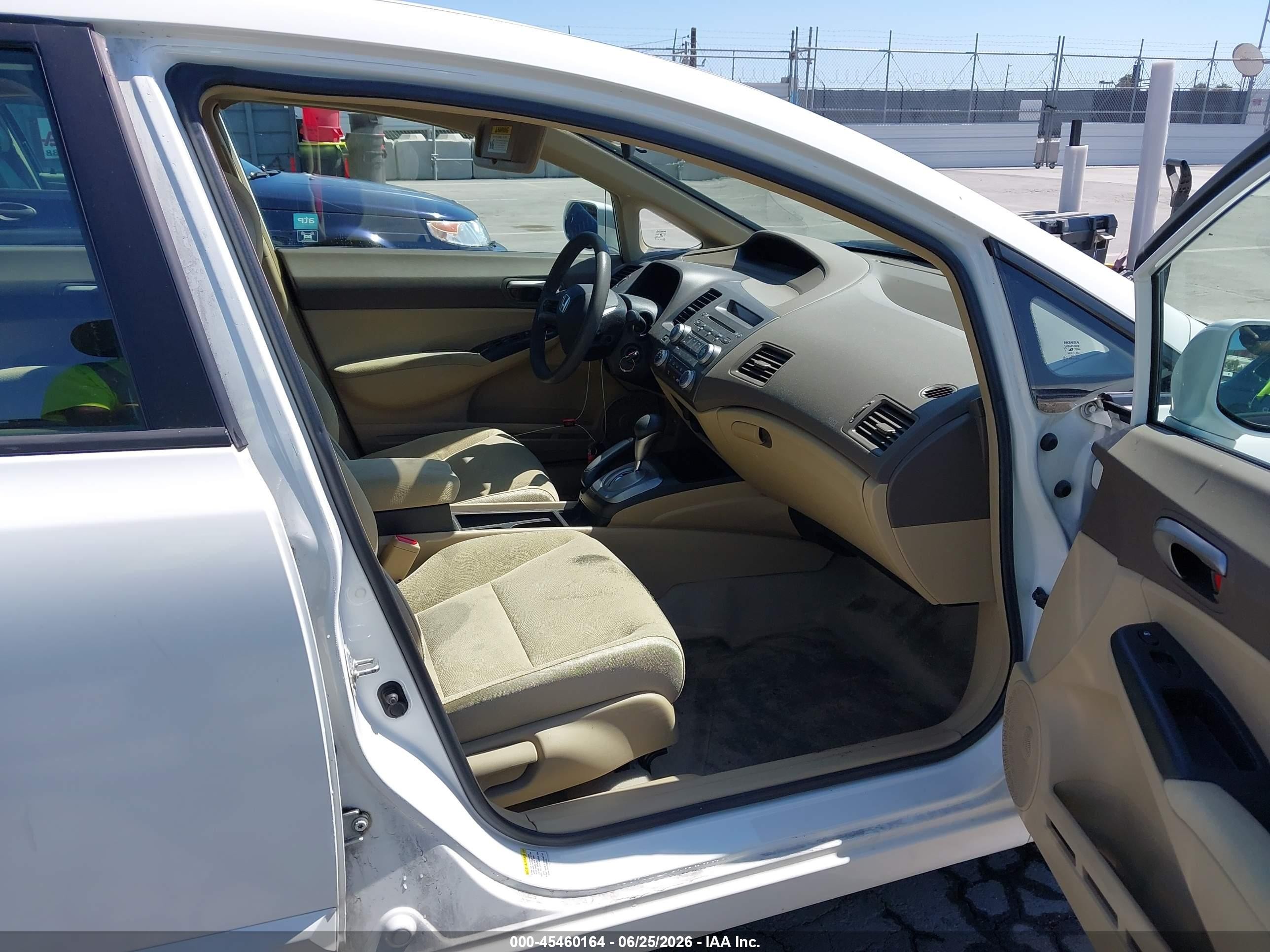 2007 Honda Civic Lx White vin: 1HGFA16537L023511