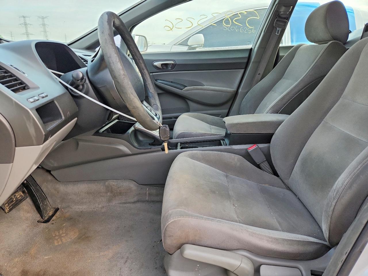 2007 Honda Civic Lx Silver vin: 1HGFA16537L027185