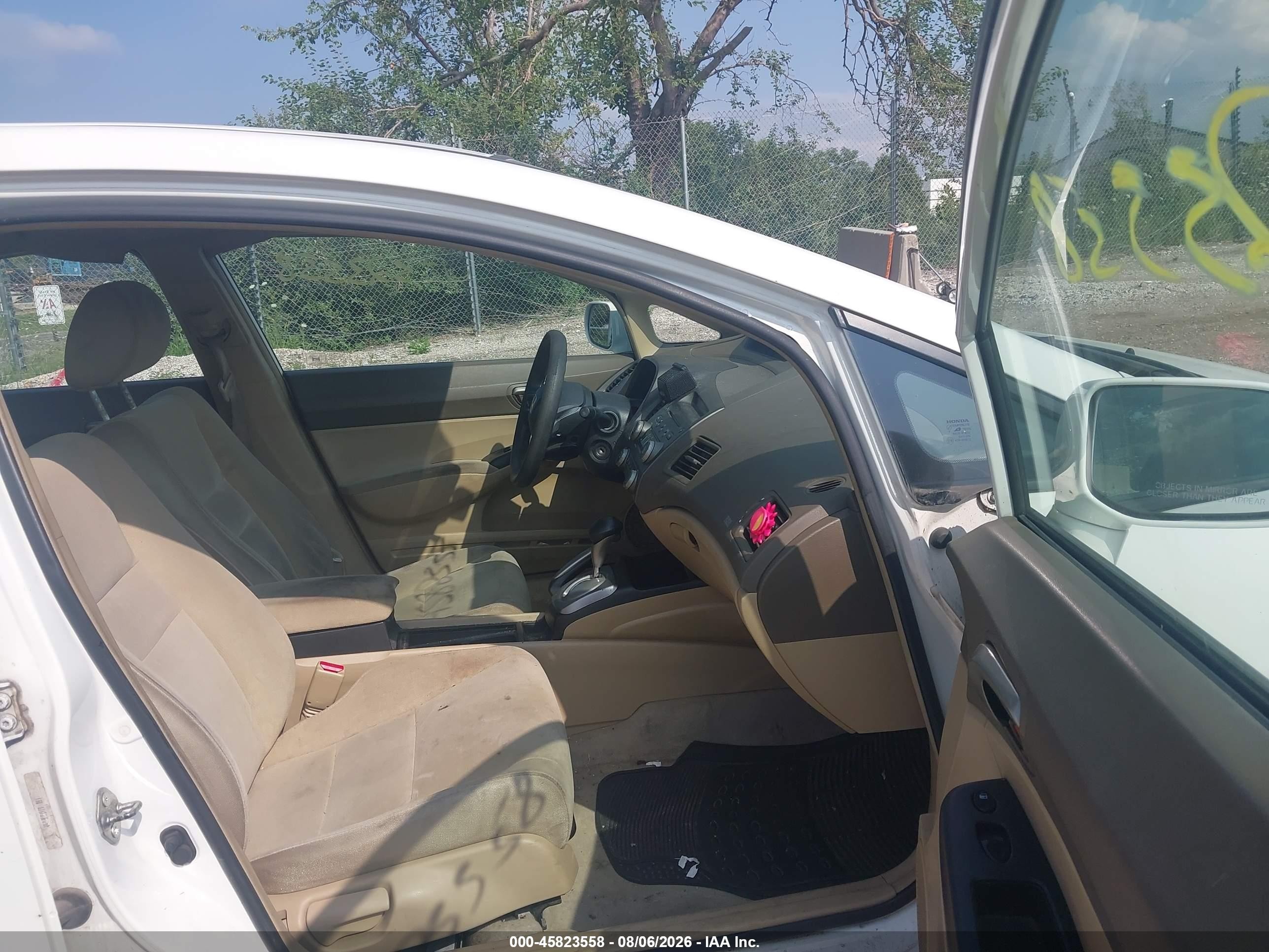2007 Honda Civic Lx White vin: 1HGFA16537L040129