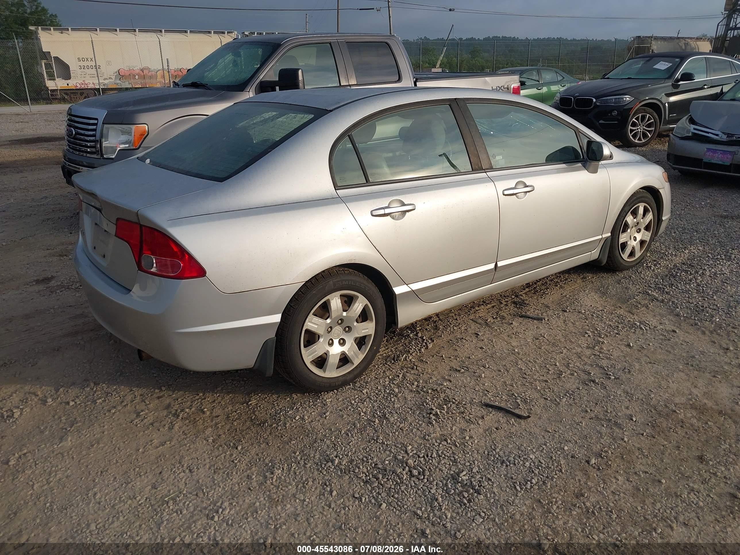 2008 Honda Civic Lx Серебряный vin: 1HGFA16538L053139