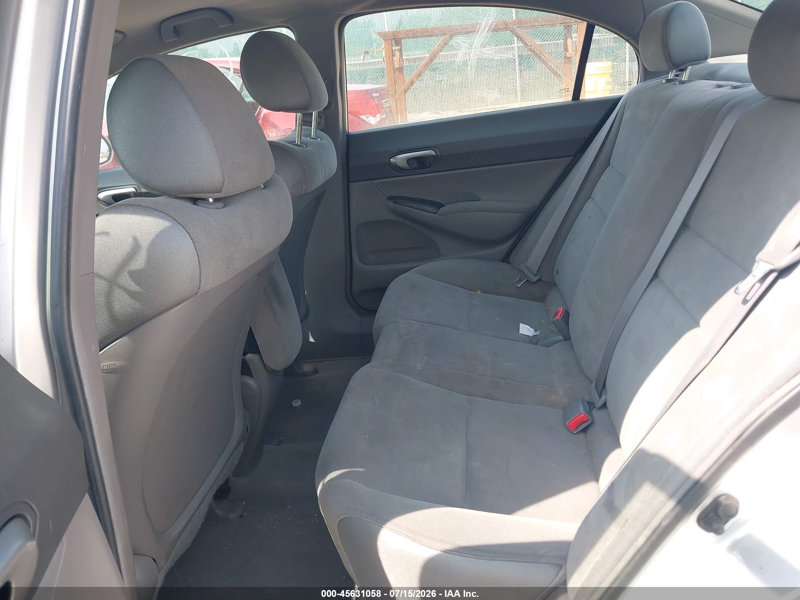 2008 Honda Civic Lx Silver vin: 1HGFA16538L078574