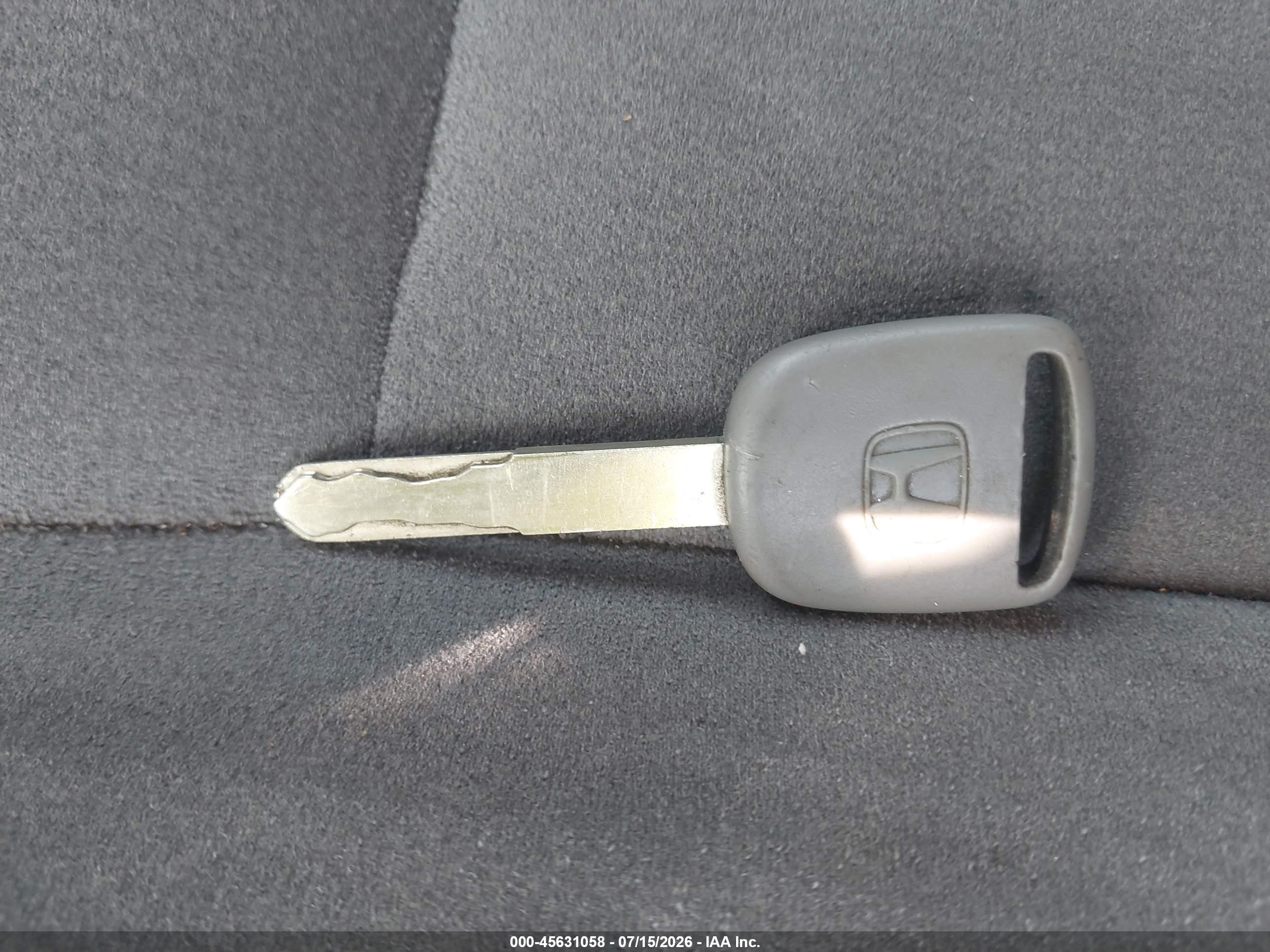 2008 Honda Civic Lx Silver vin: 1HGFA16538L078574