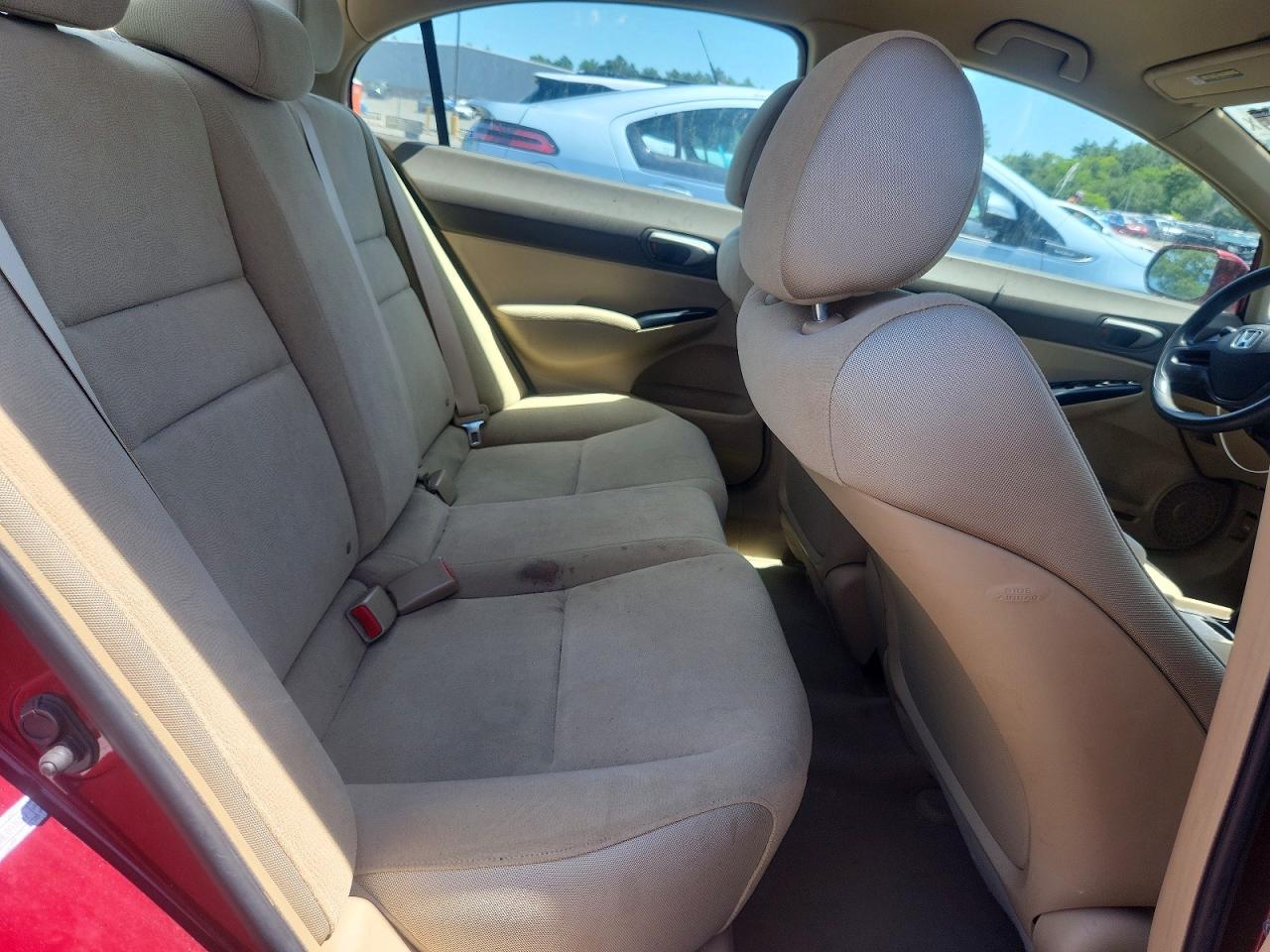 2008 Honda Civic Lx Burgundy vin: 1HGFA16538L097657