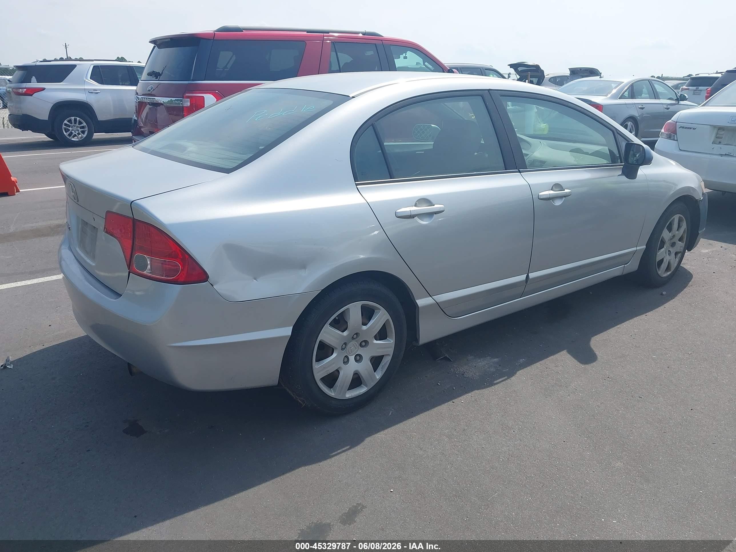 2008 Honda Civic Lx Silver vin: 1HGFA16538L112576