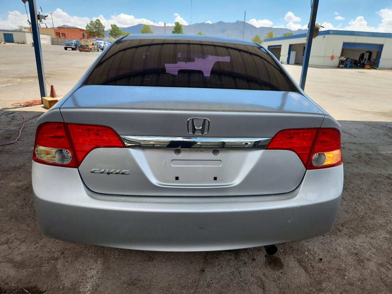 2009 Honda Civic Lx Silver vin: 1HGFA16539L017033