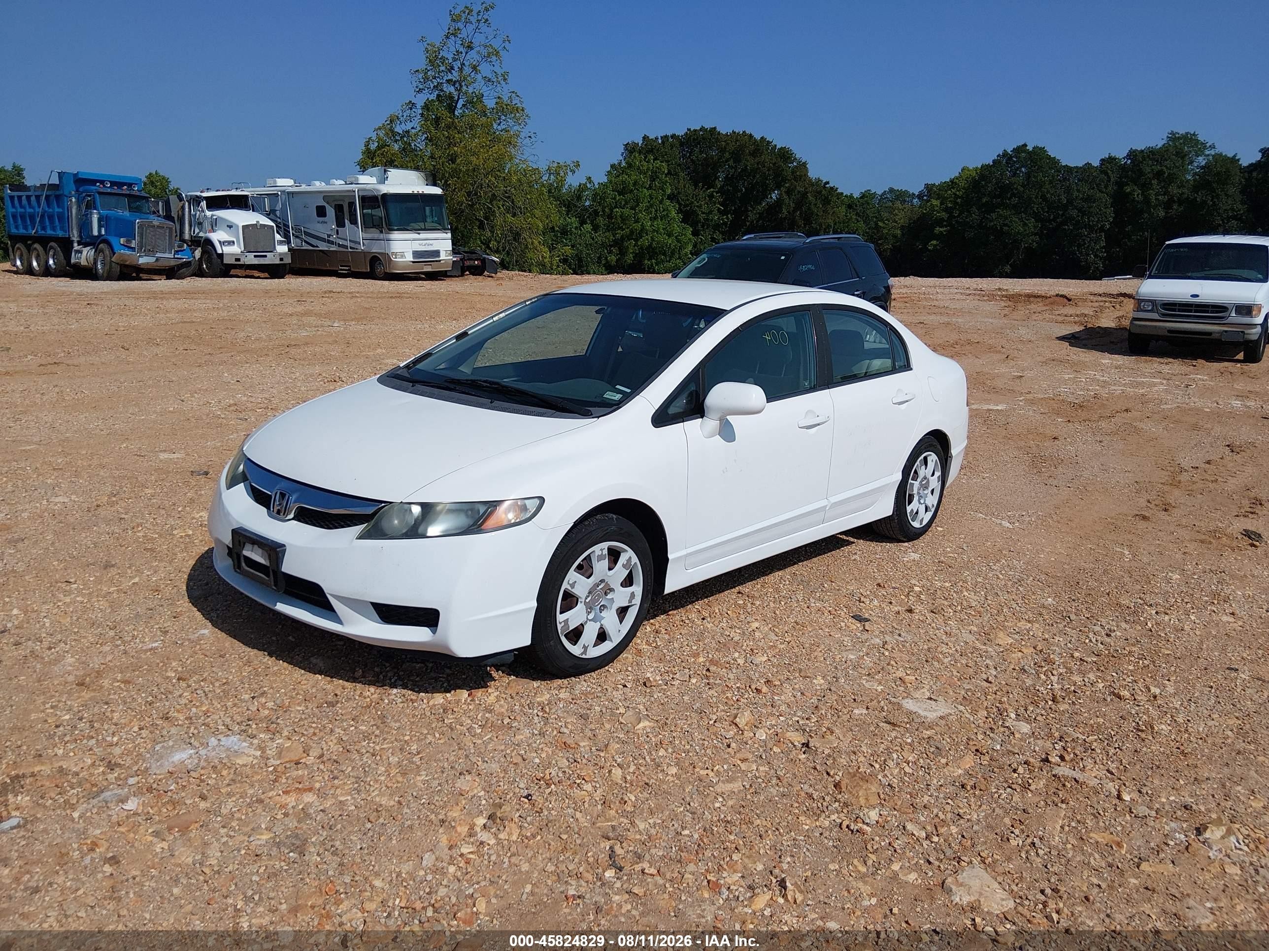 2009 Honda Civic Lx White vin: 1HGFA16539L017095