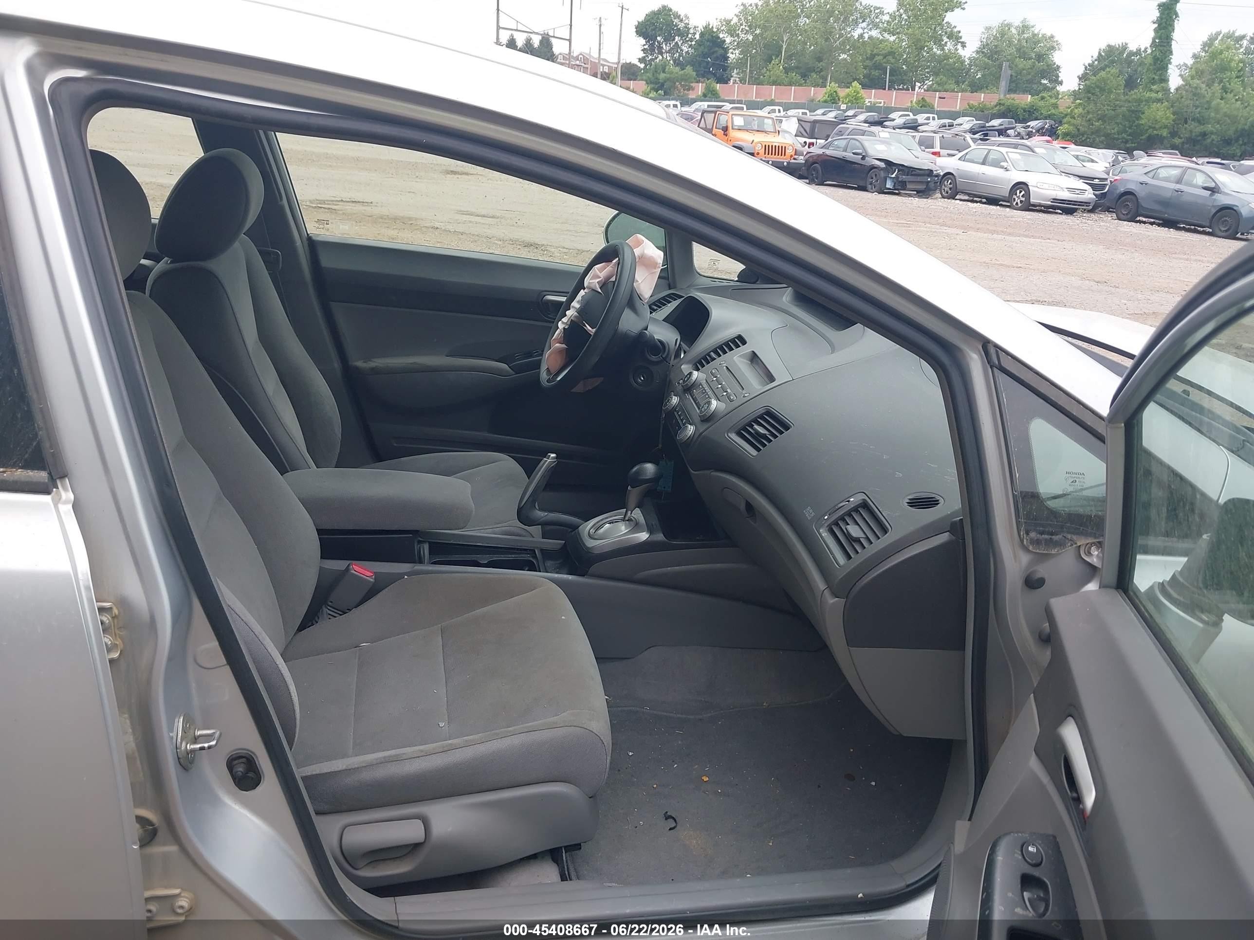 2006 Honda Civic Lx White vin: 1HGFA16546L151013