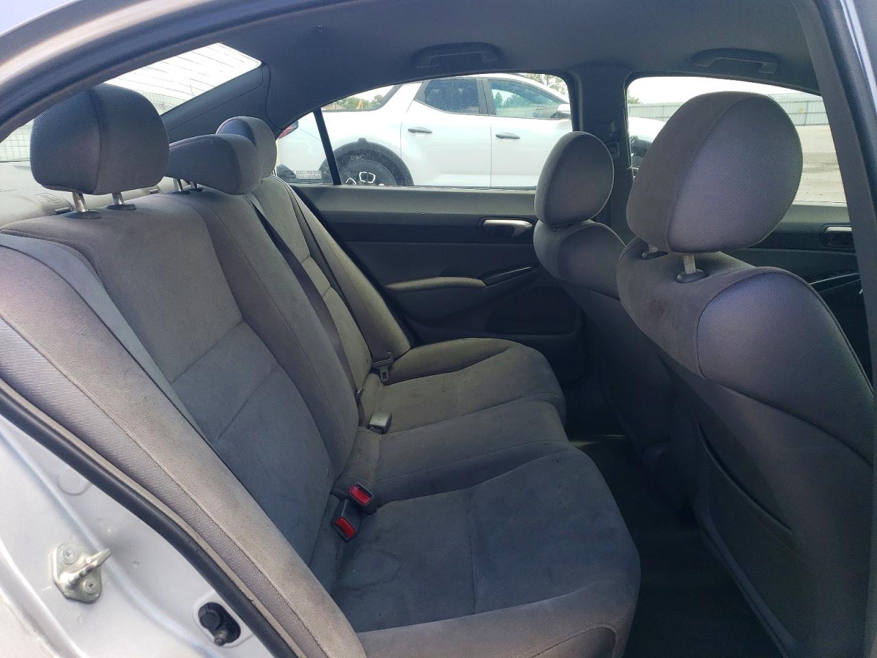 2007 Honda Civic Lx Silver vin: 1HGFA16547L021332