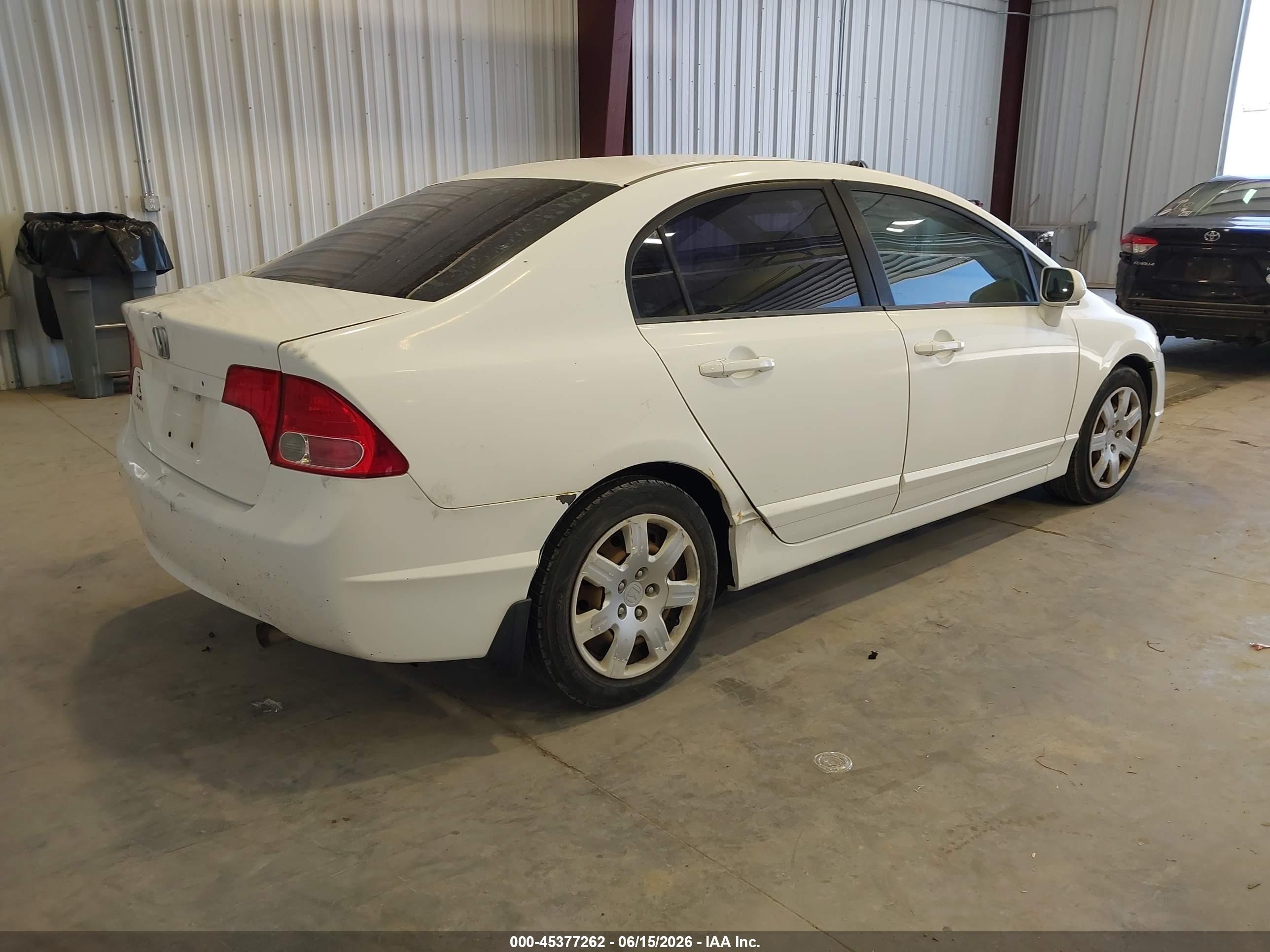2007 Honda Civic Lx White vin: 1HGFA16547L081370