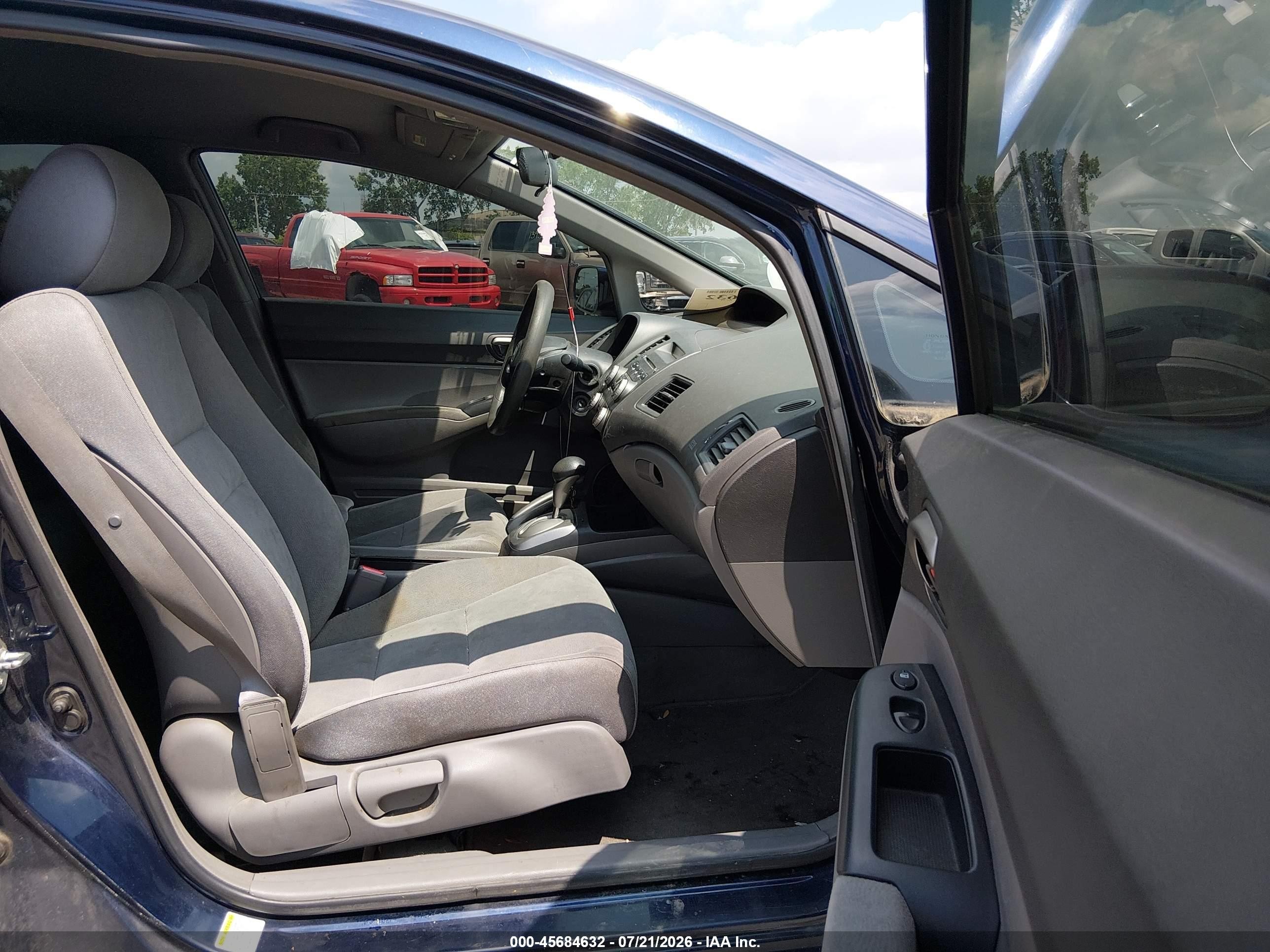 2008 Honda Civic Lx Blue vin: 1HGFA16548L035684