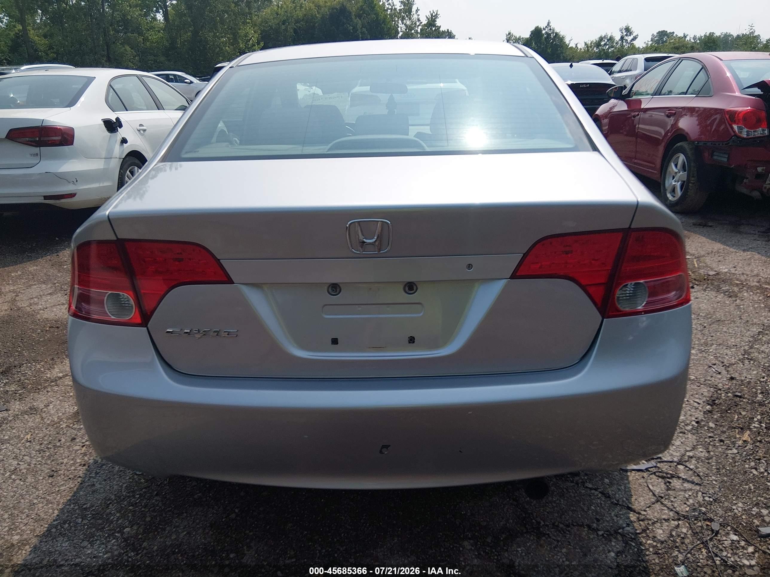 2008 Honda Civic Lx Silver vin: 1HGFA16548L094797