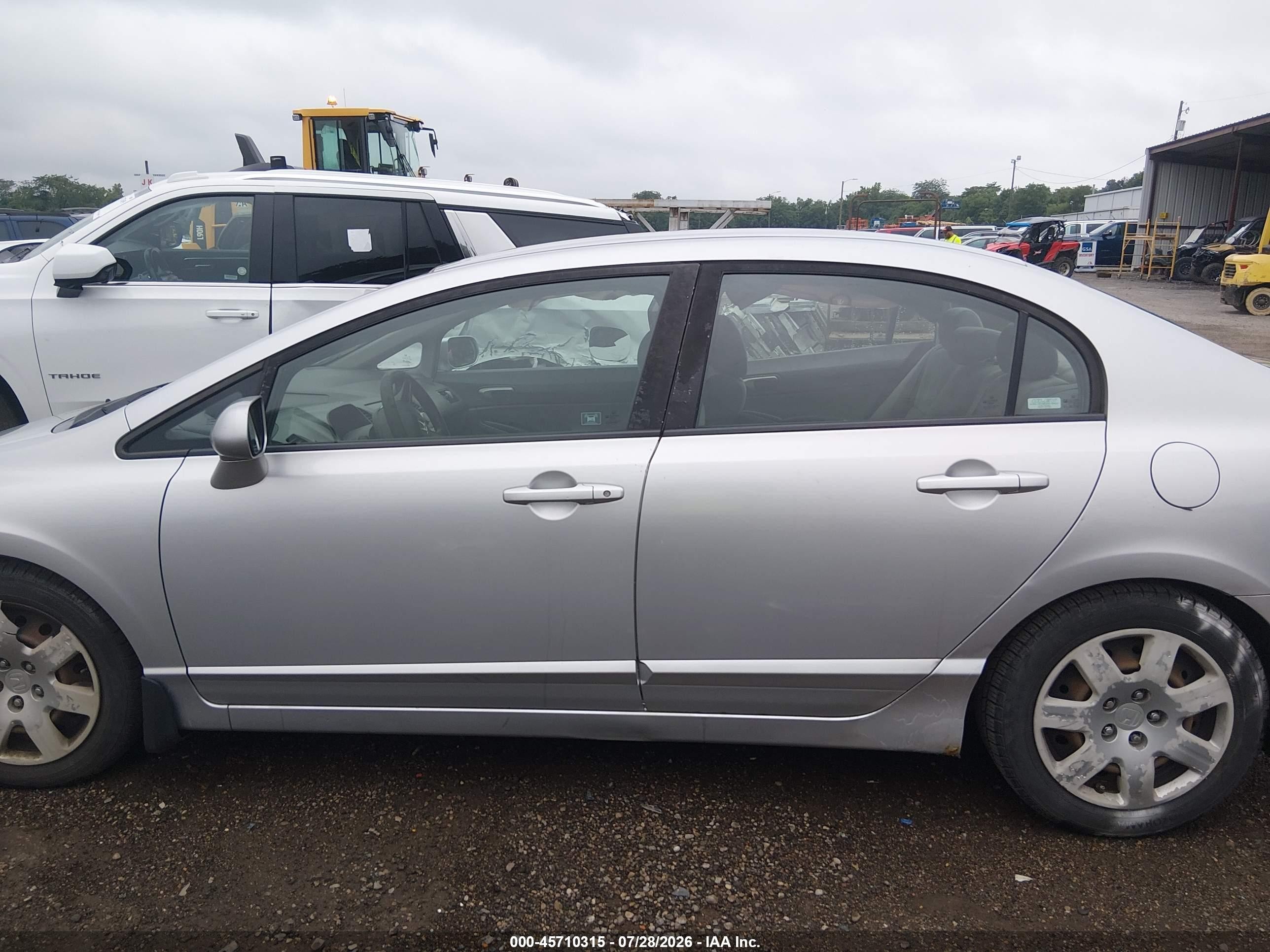 2009 Honda Civic Lx Серебряный vin: 1HGFA16549L000273