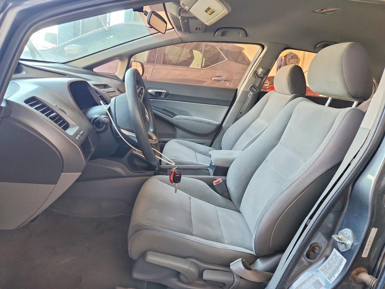 2009 Honda Civic Lx Gray vin: 1HGFA16549L016408