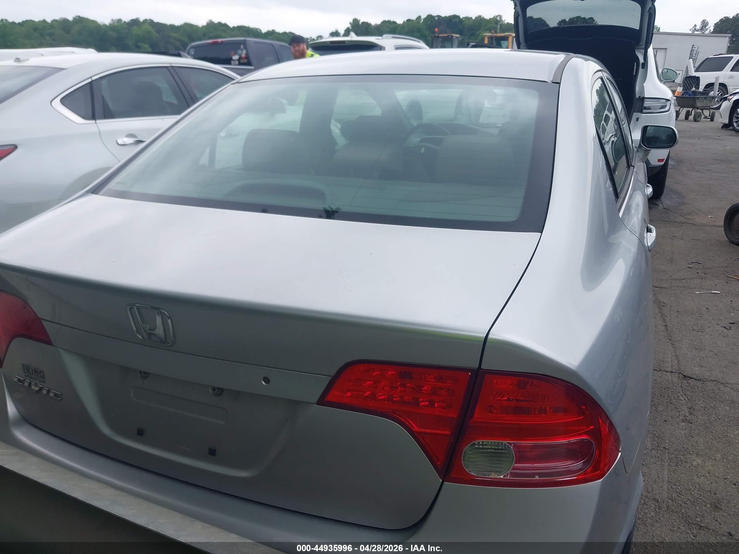 2006 Honda Civic Lx Silver vin: 1HGFA16556L084812
