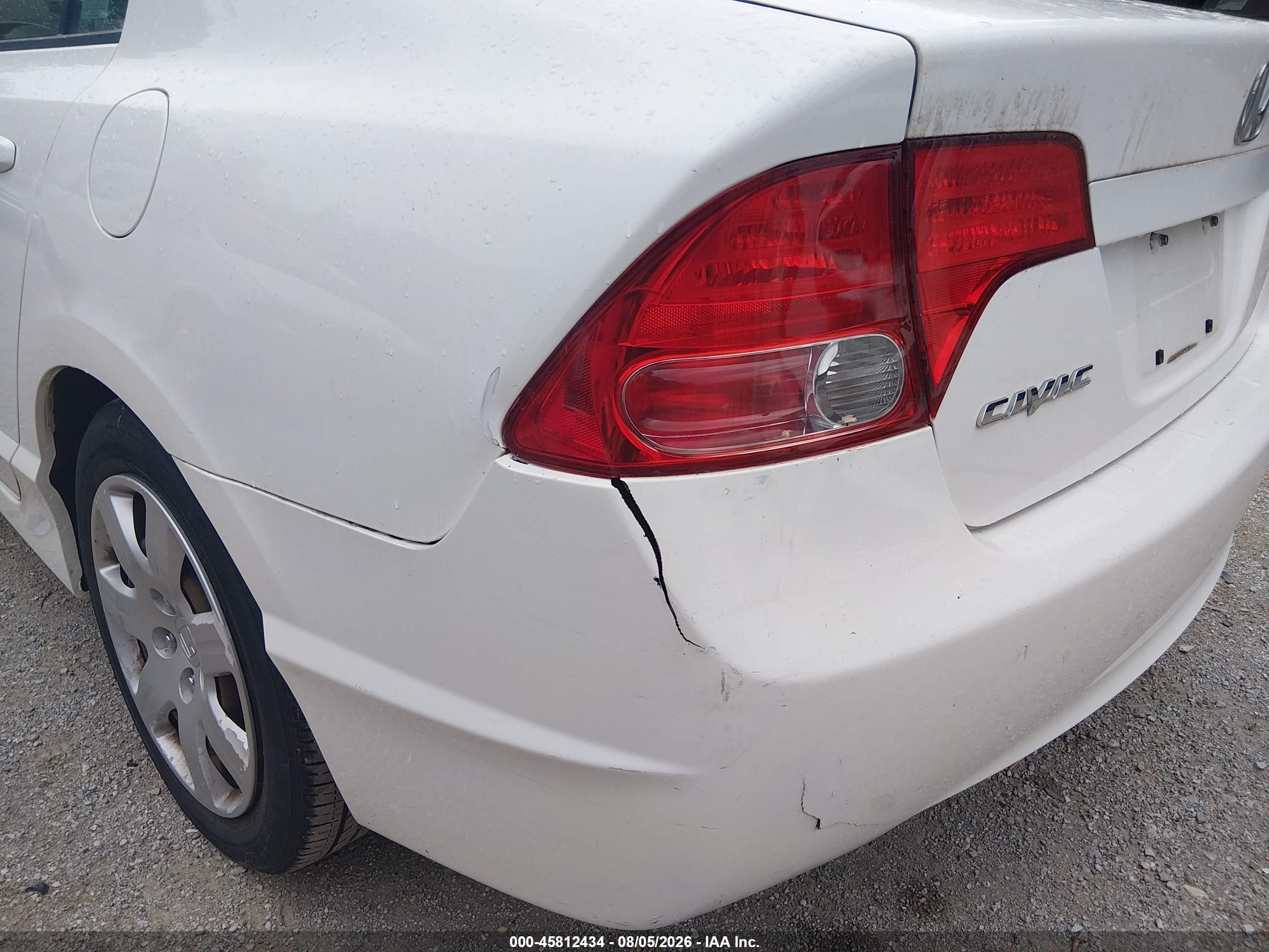 2007 Honda Civic Lx White vin: 1HGFA16557L028838