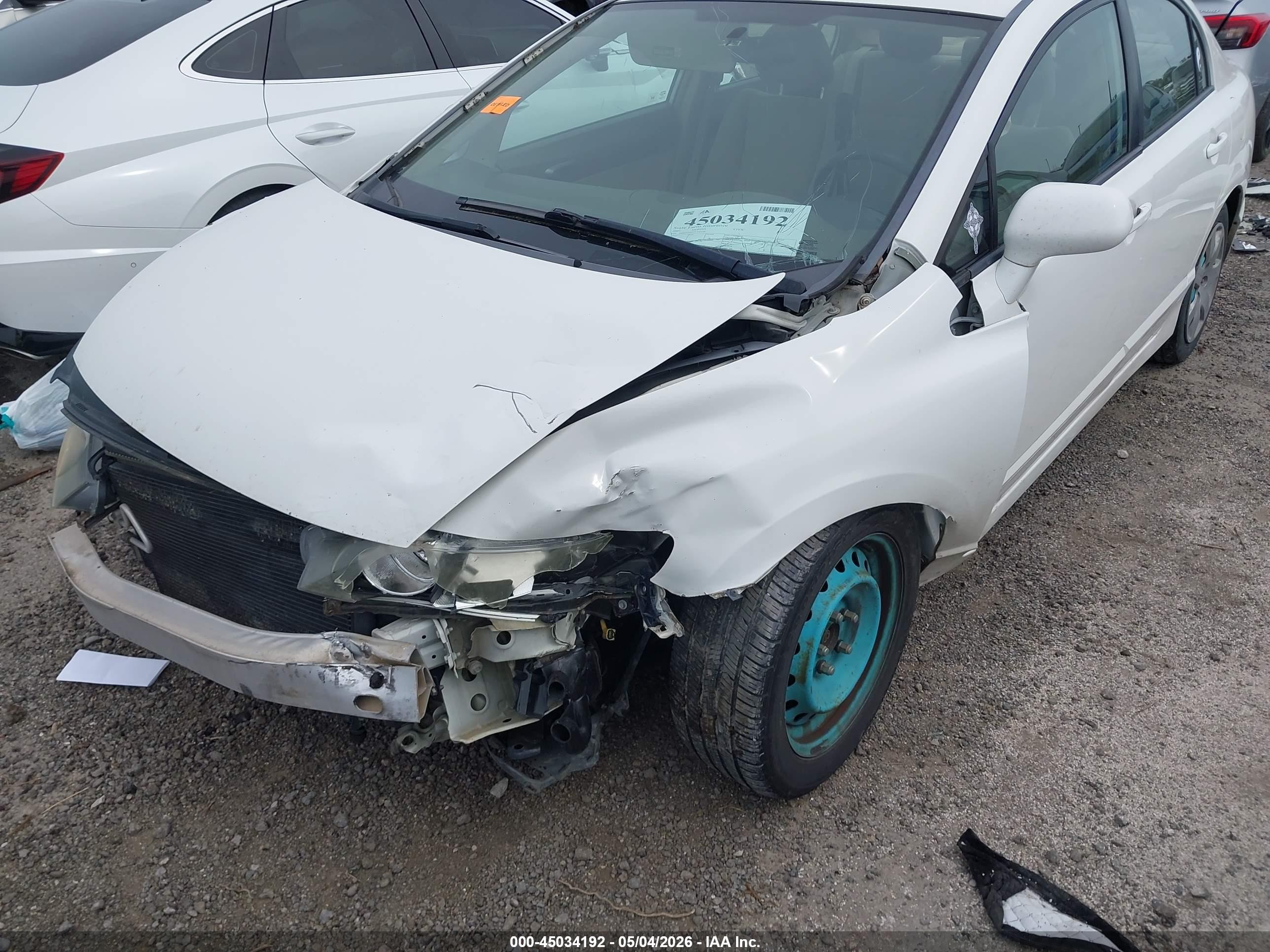 2007 Honda Civic Lx White vin: 1HGFA16557L122136