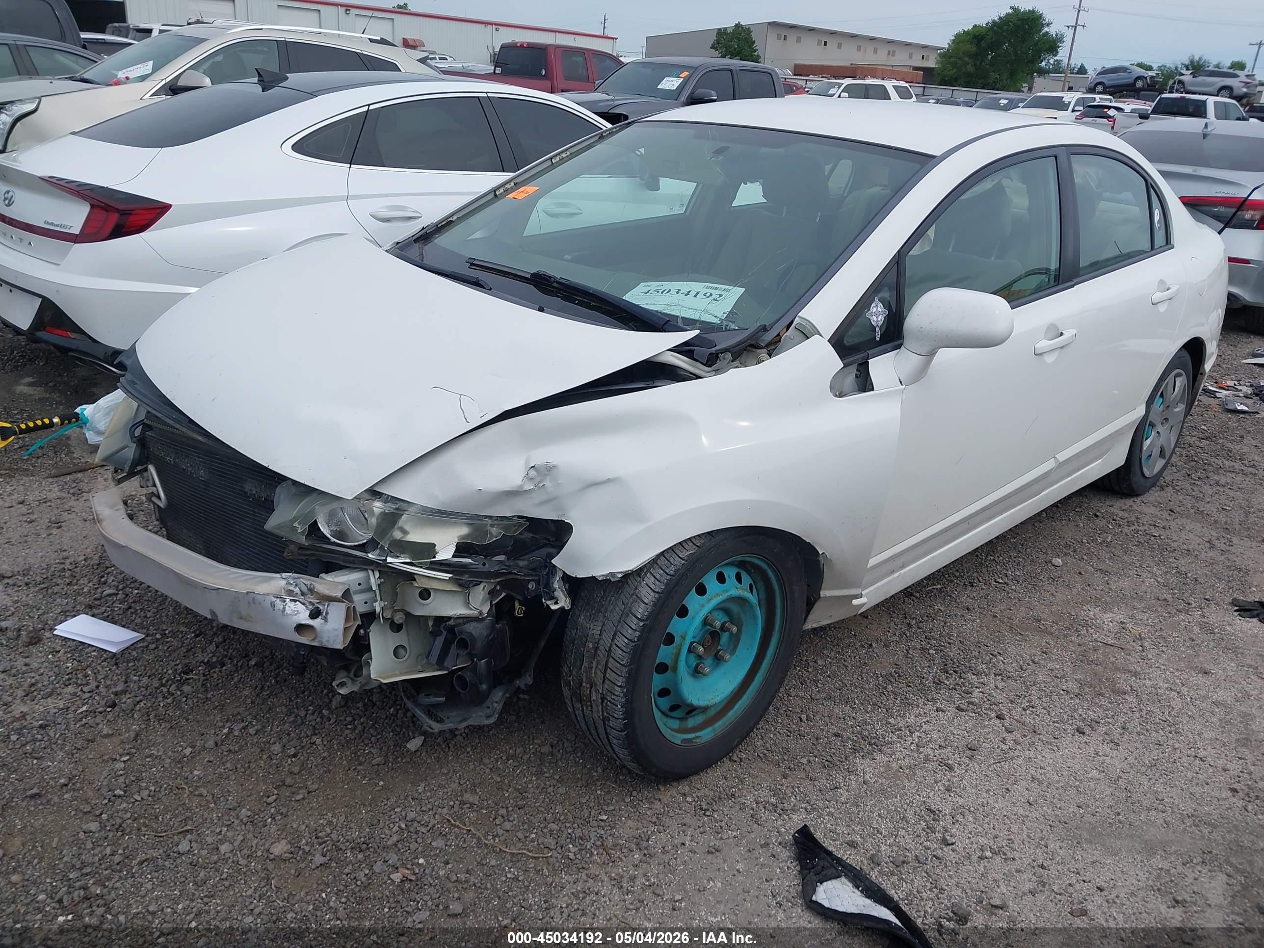 2007 Honda Civic Lx White vin: 1HGFA16557L122136